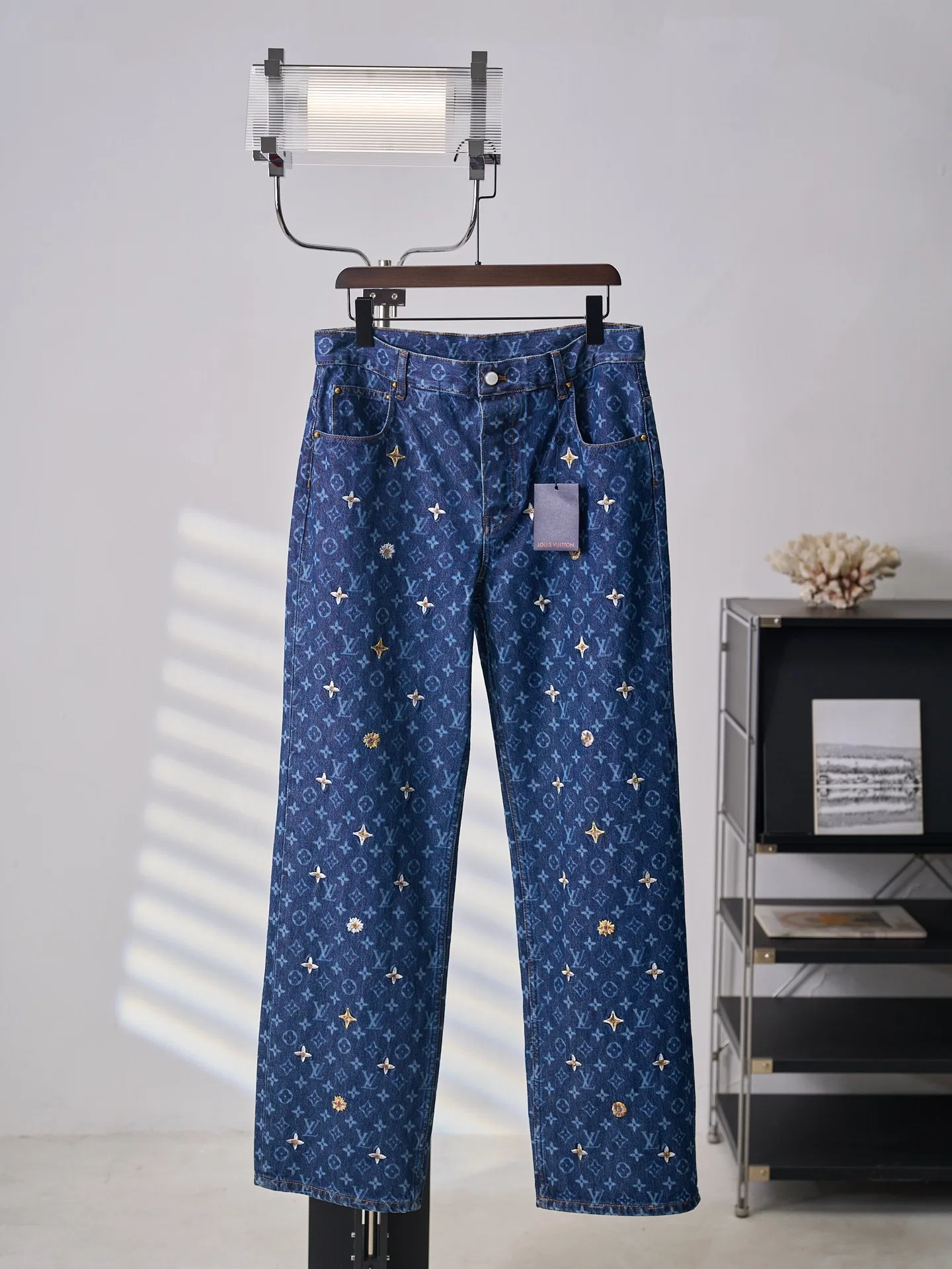 LV 27FW JBJVXGJ 184 데님팬츠