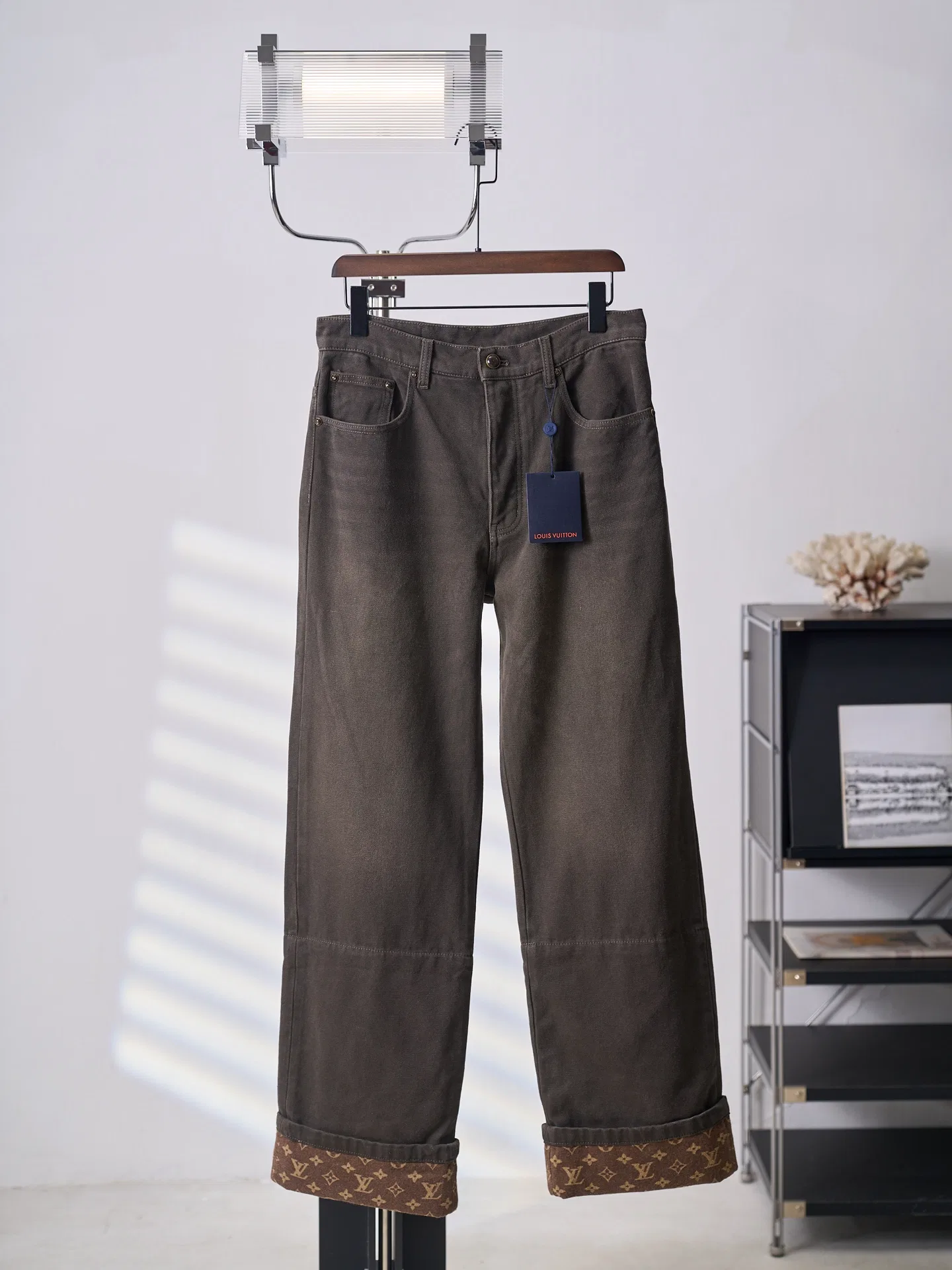 LV 27FW JBJVXGJ 185 데님팬츠