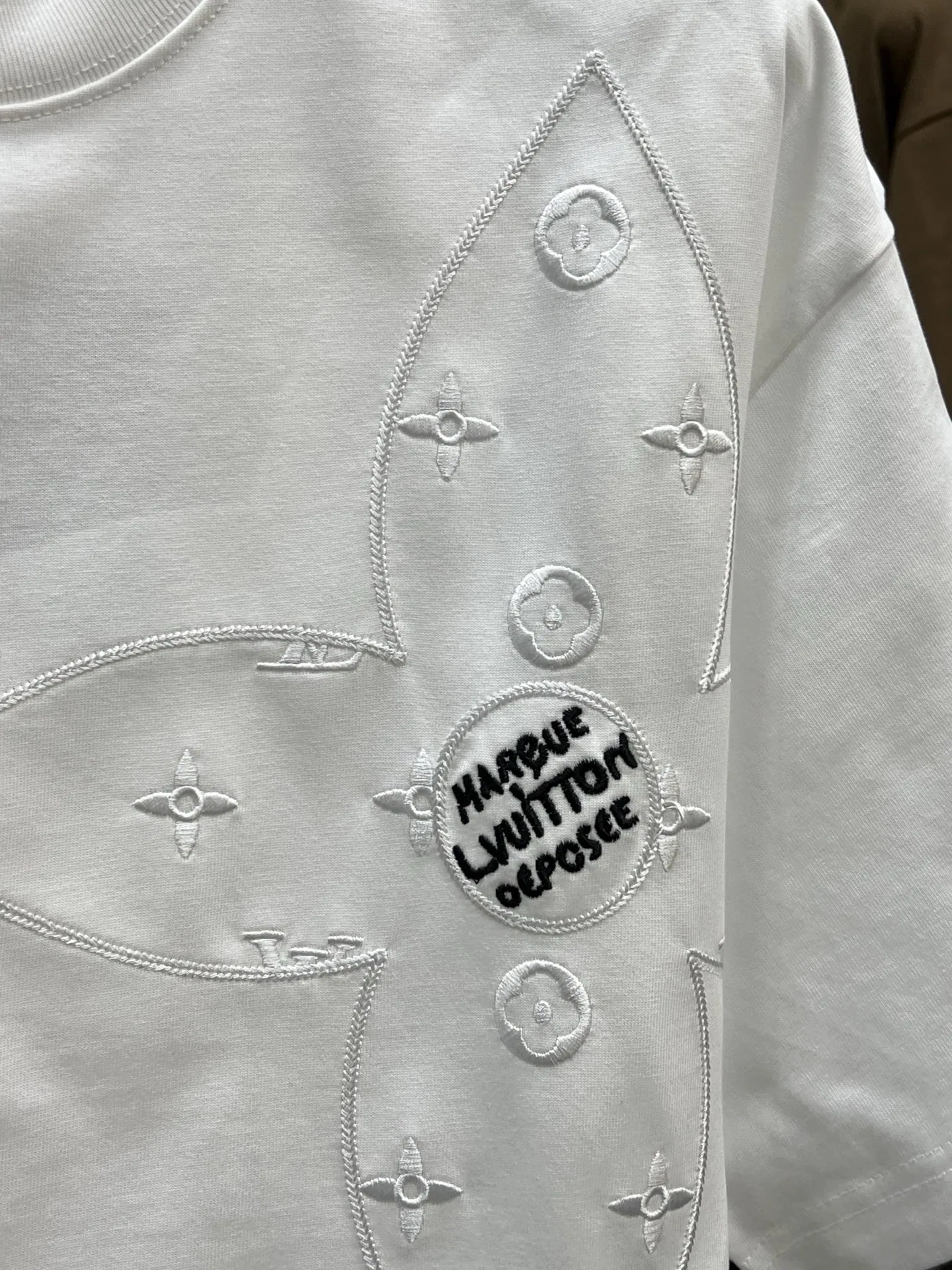 LV 27FW JBJVXGJ 187 반팔티셔츠 4