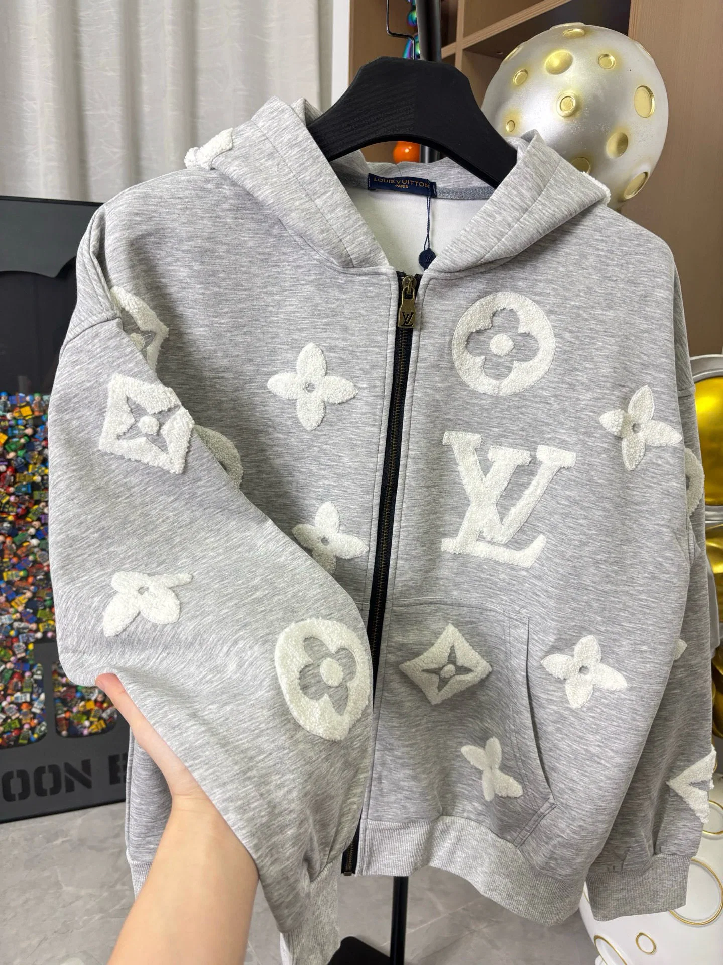 LV 27FW JBJVXGJ 214 집업후드 3
