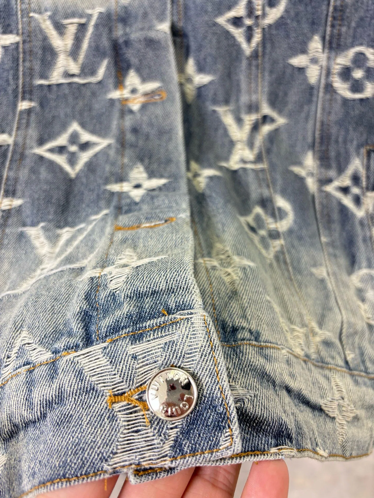 LV 27FW JBJVXGJ 215 데님자켓 6