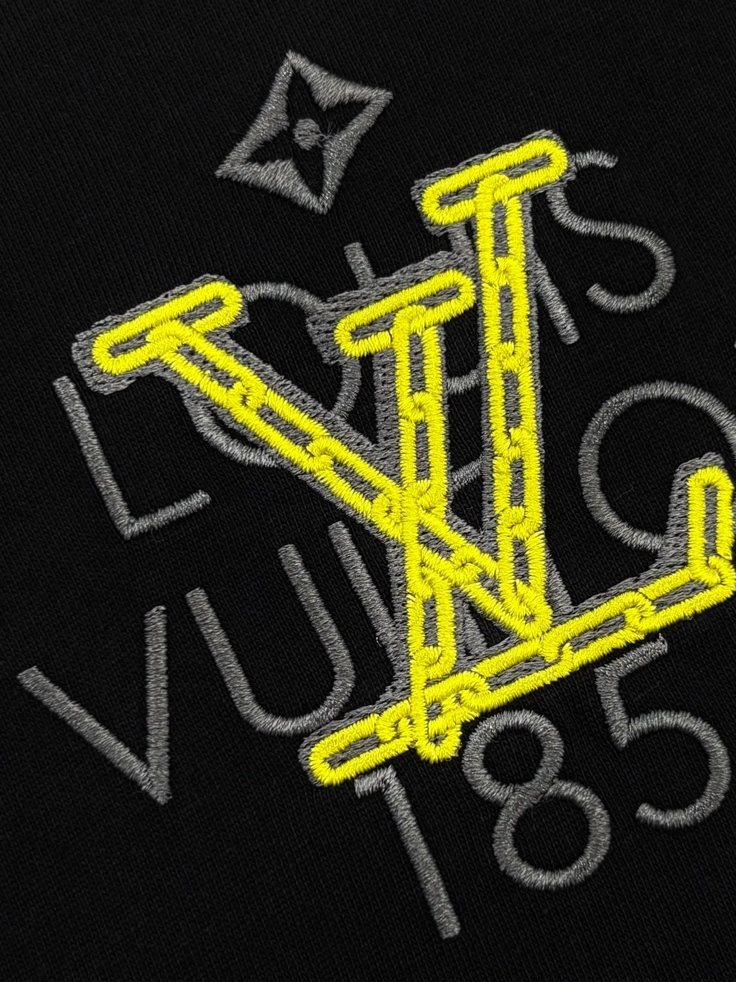 LV 27FW JBJVXGJ 271 반팔티셔츠 4