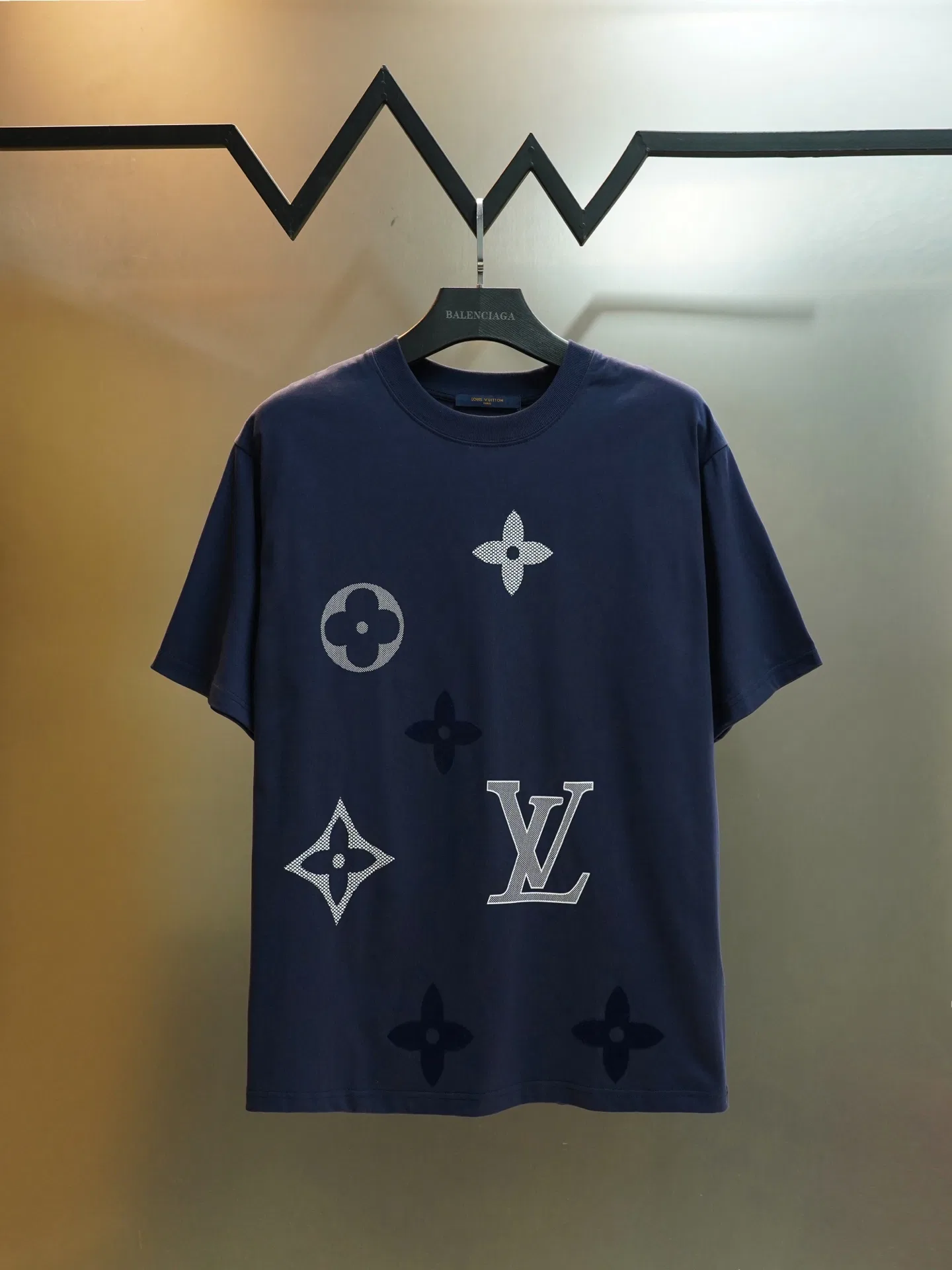 LV 27FW JBJVXGJ 279 반팔티셔츠