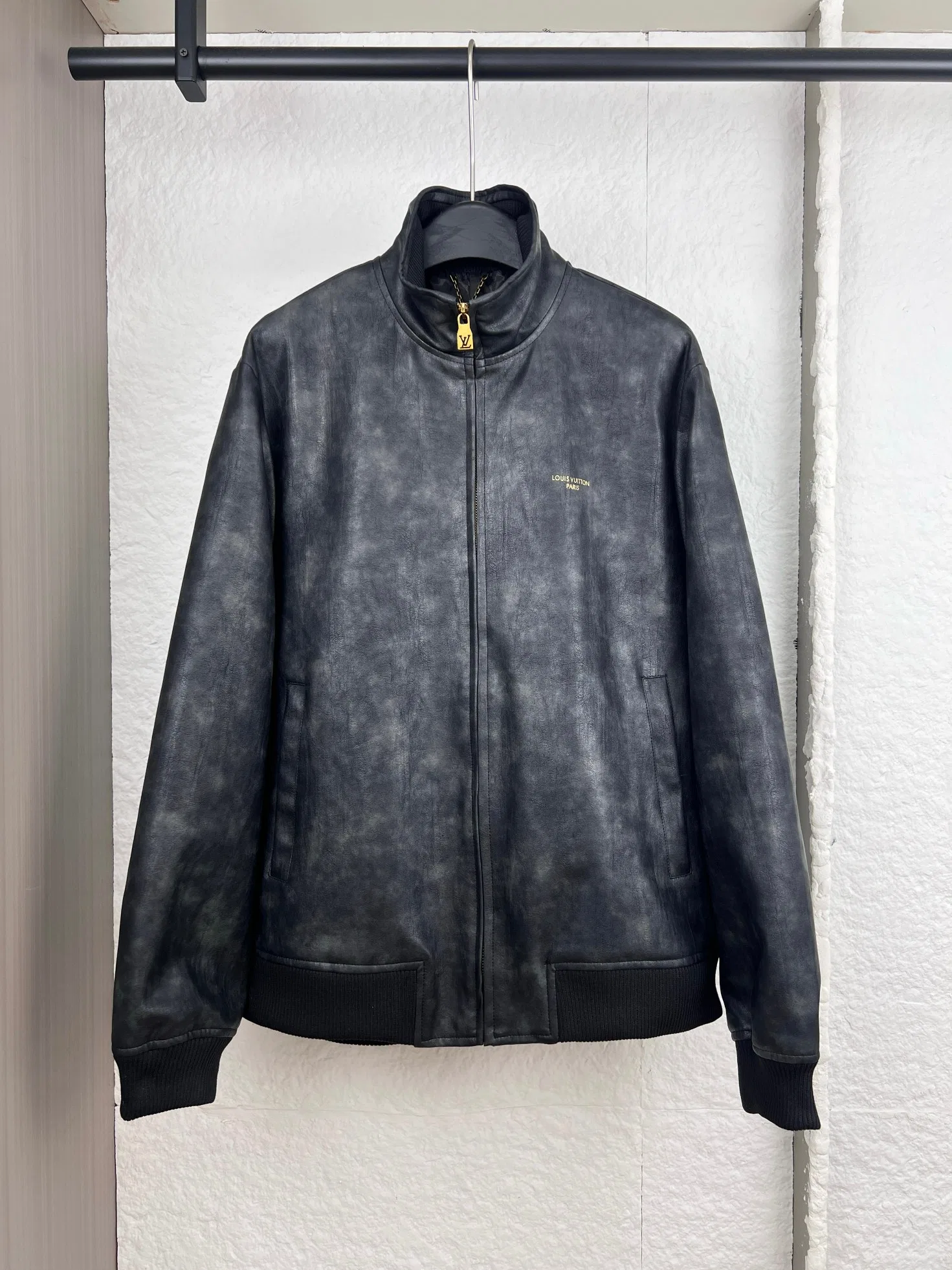 LV 27FW JBJVXGJ 287 자켓