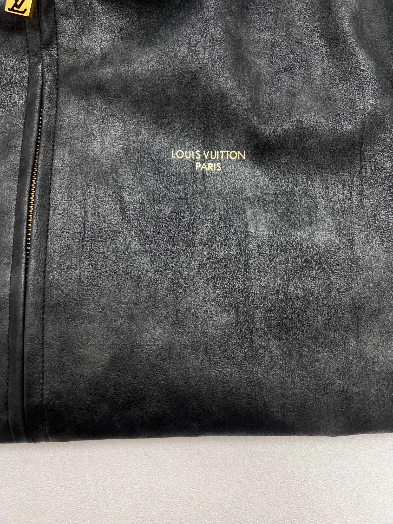 LV 27FW JBJVXGJ 287 자켓 4