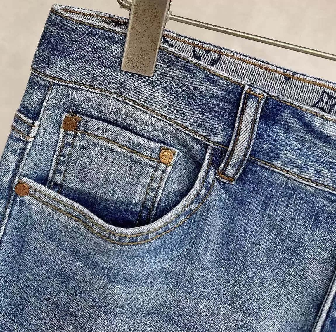 LV 27FW JBJVXGJ 308 데님팬츠 5