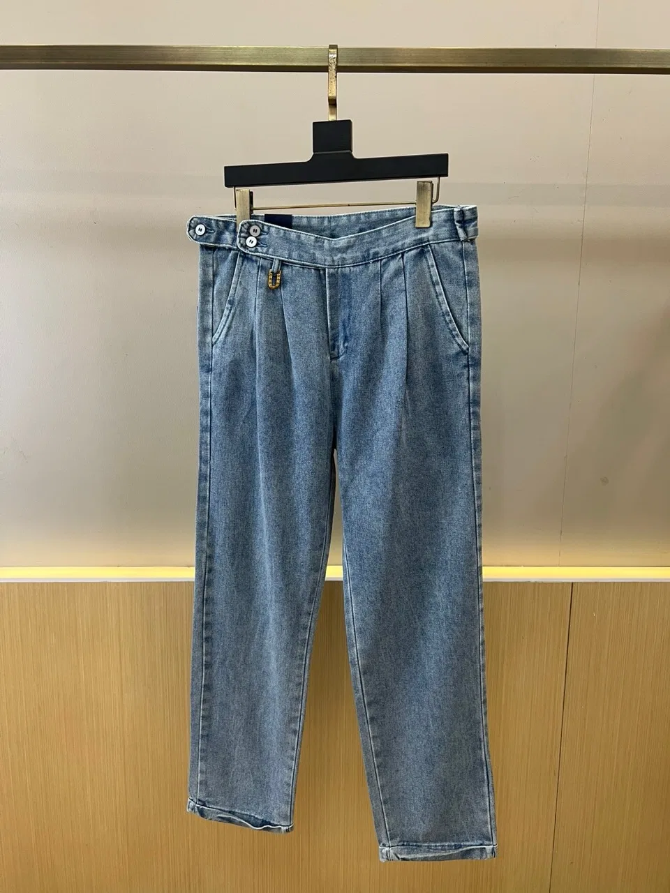 LV 27FW NODYQKY 015 데님팬츠