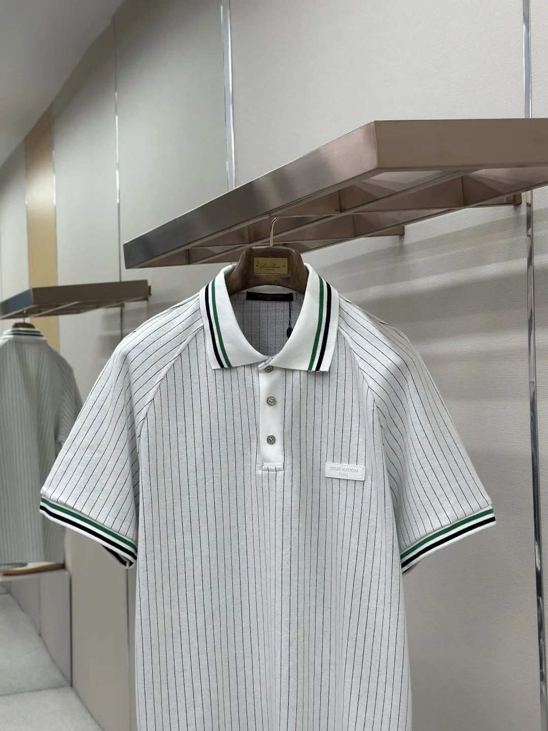 LV 27FW NODYQKY 024 폴로반팔티셔츠 4