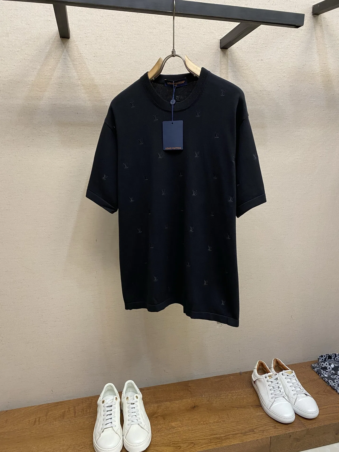 LV 27FW NODYQKY 030 반팔니트