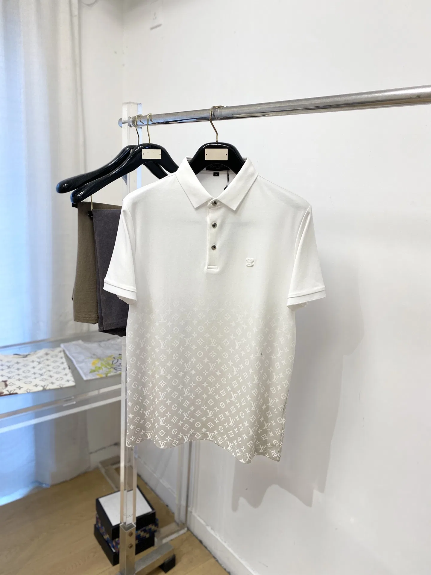 LV 27FW NODYQKY 034 폴로반팔티셔츠