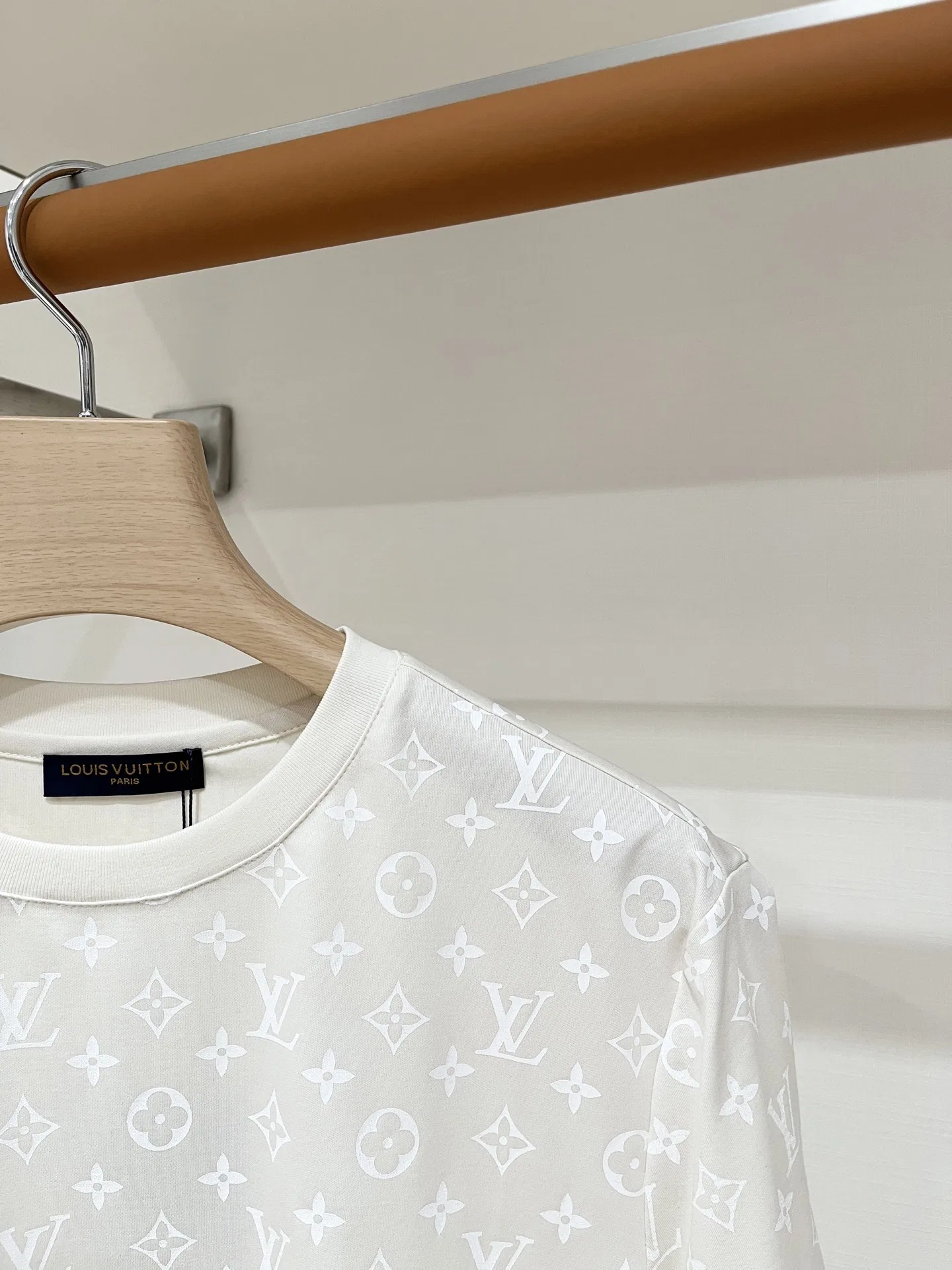 LV 27FW NODYQKY 038 반팔티셔츠 3