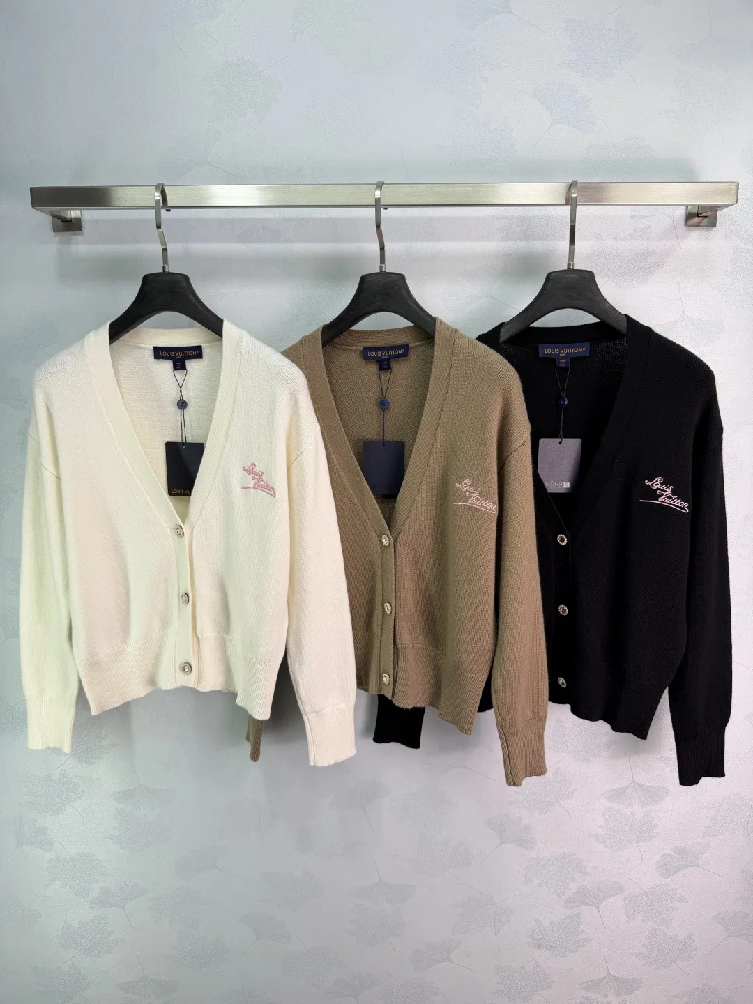 LV 27FW NODYQKY 039 가디건