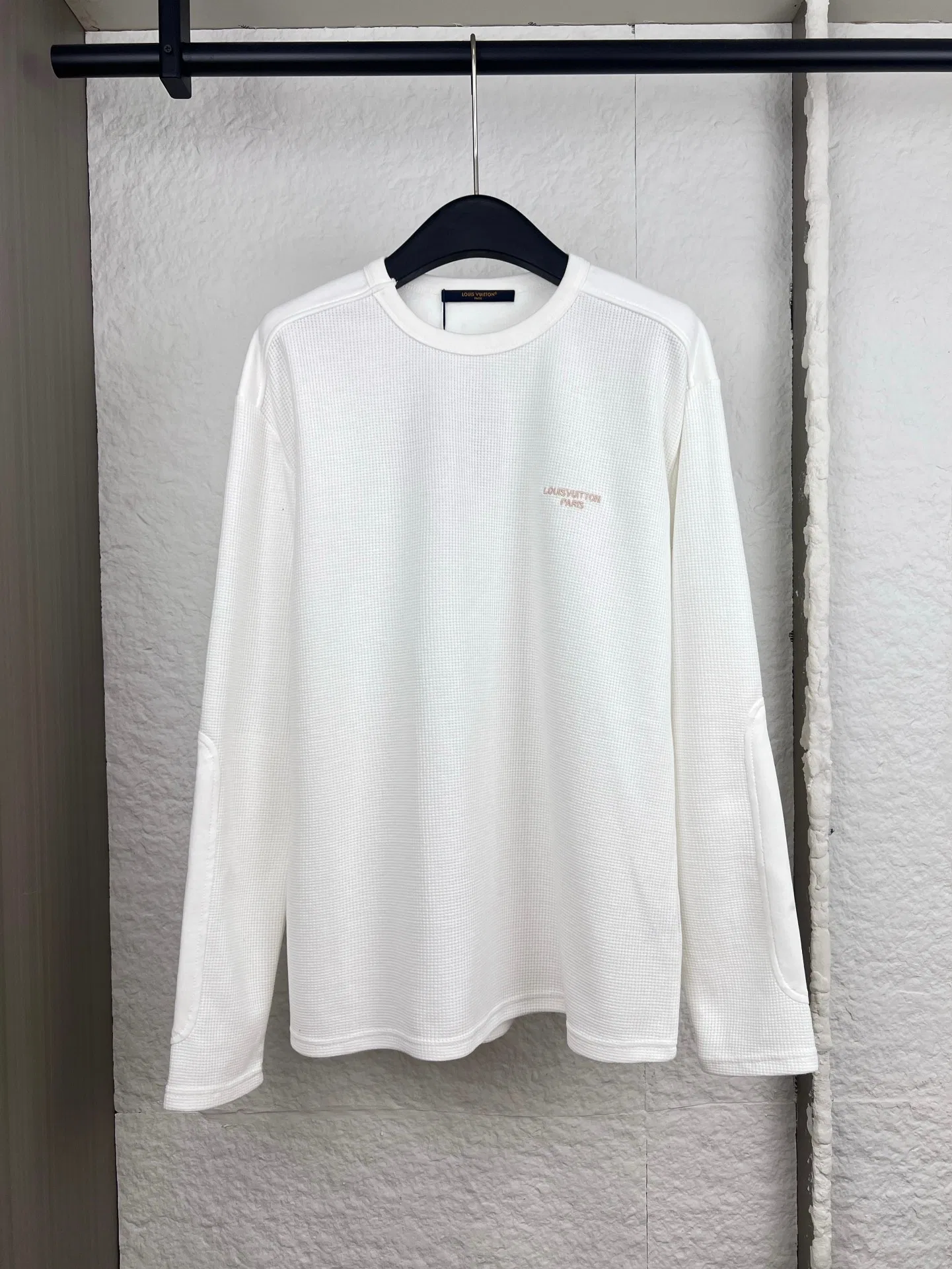 LV 27FW NOGJIQS 002 롱슬리브