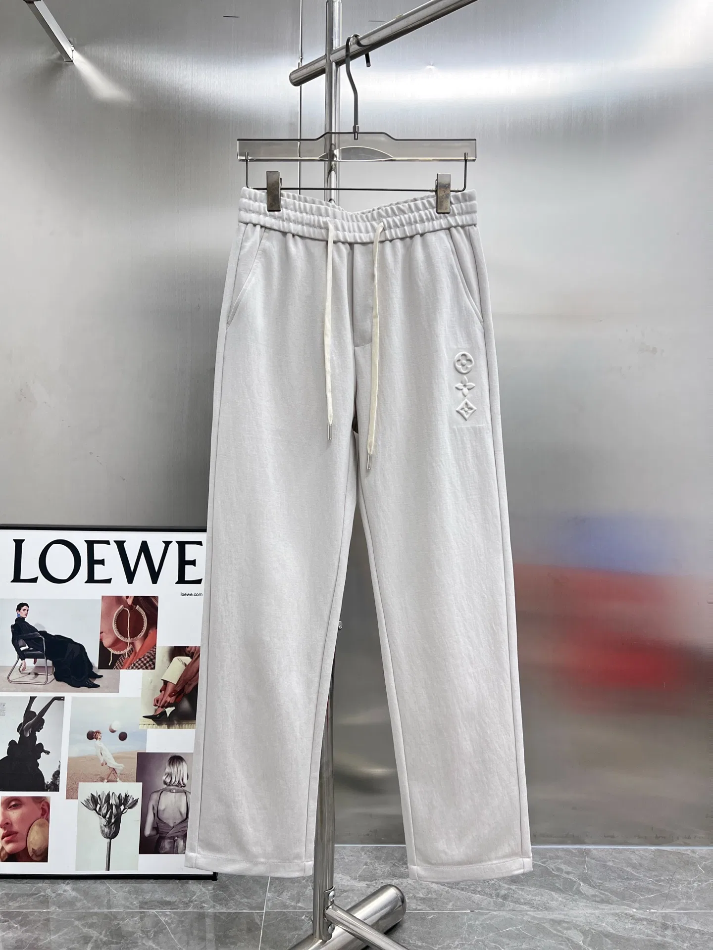 LV 27FW PXOPLTT 030 스웻팬츠 3