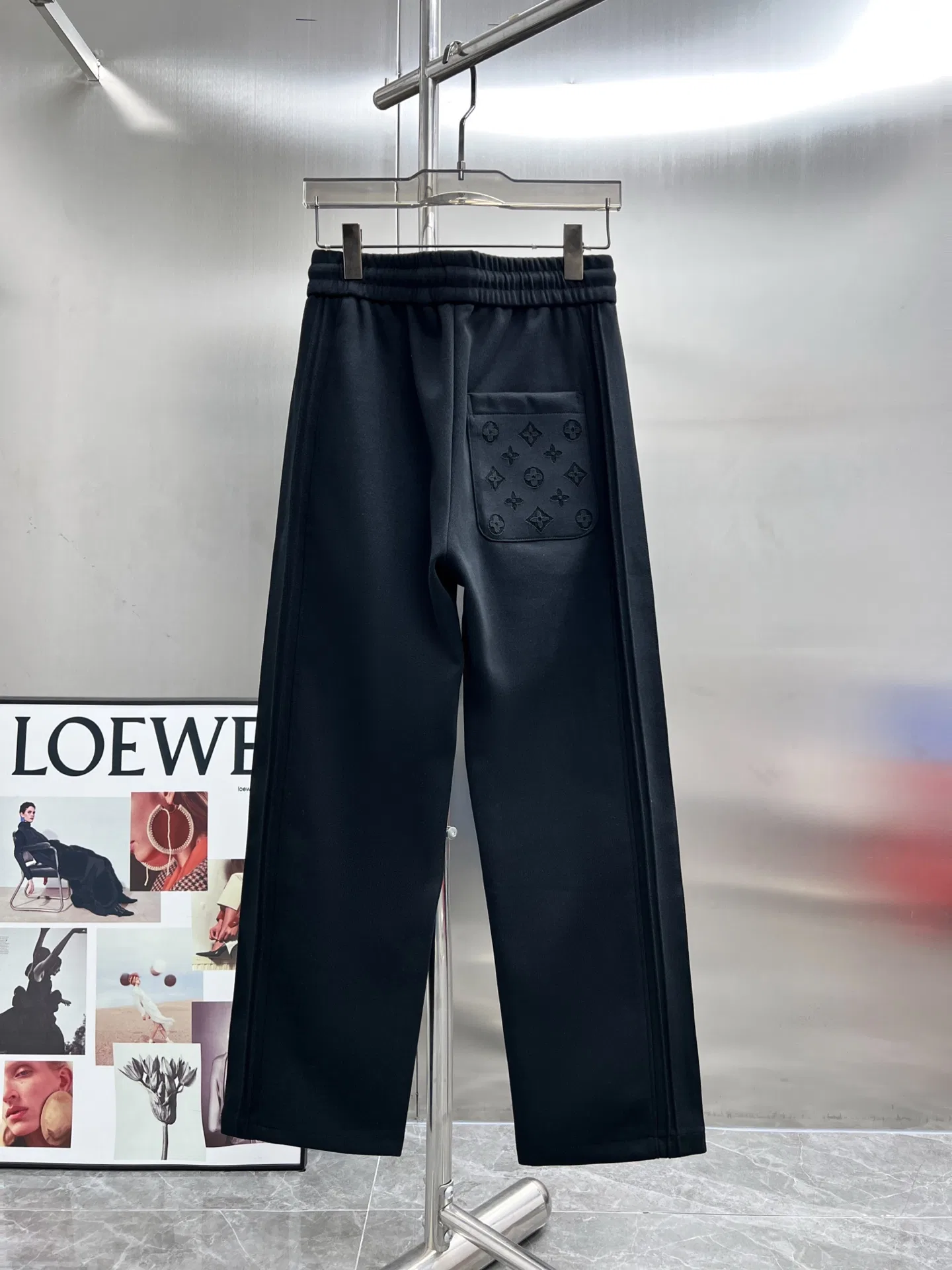 LV 27FW PXOPLTT 031 스웻팬츠 4