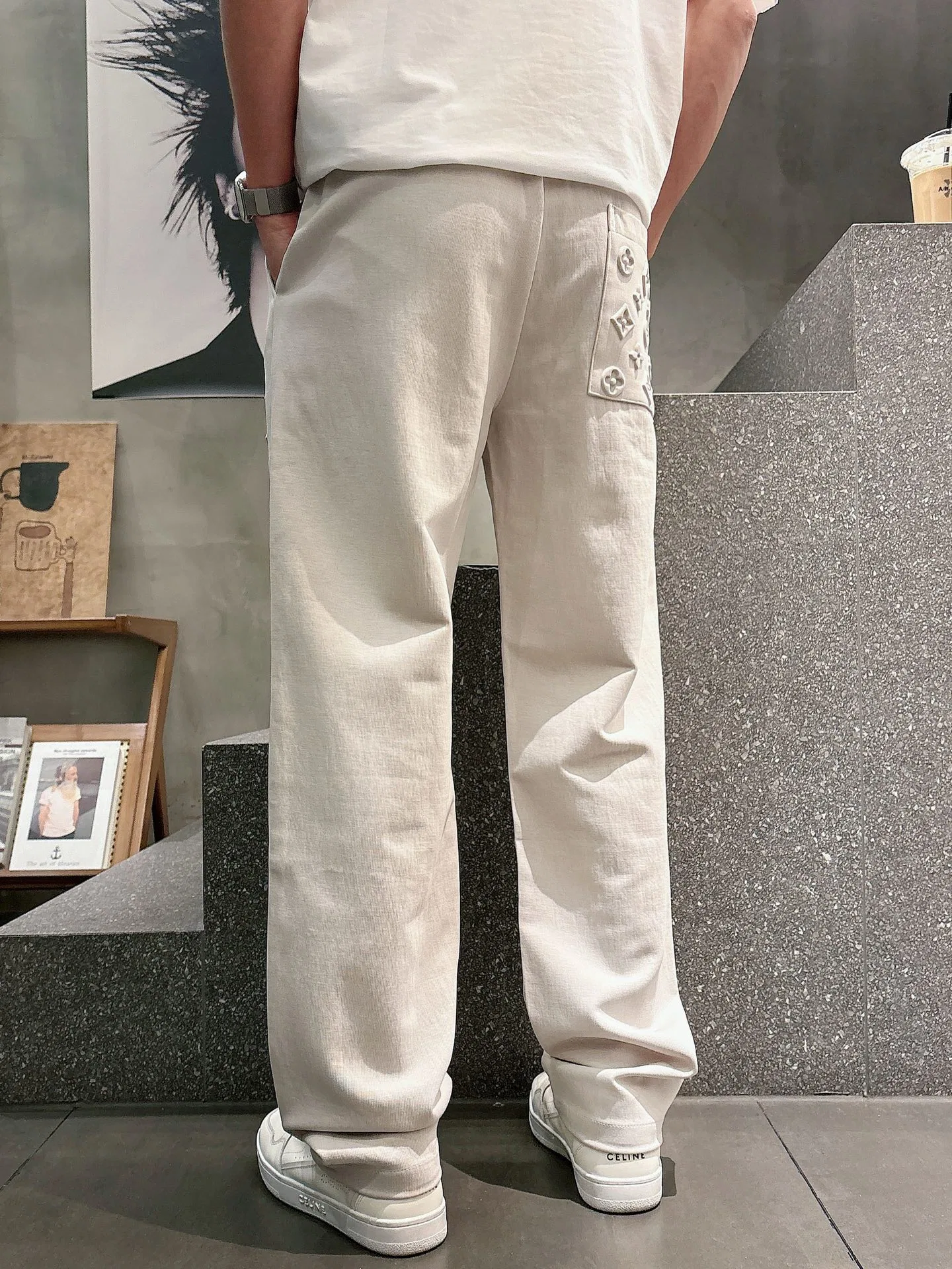 LV 27FW PXOPLTT 032 스웻팬츠 4