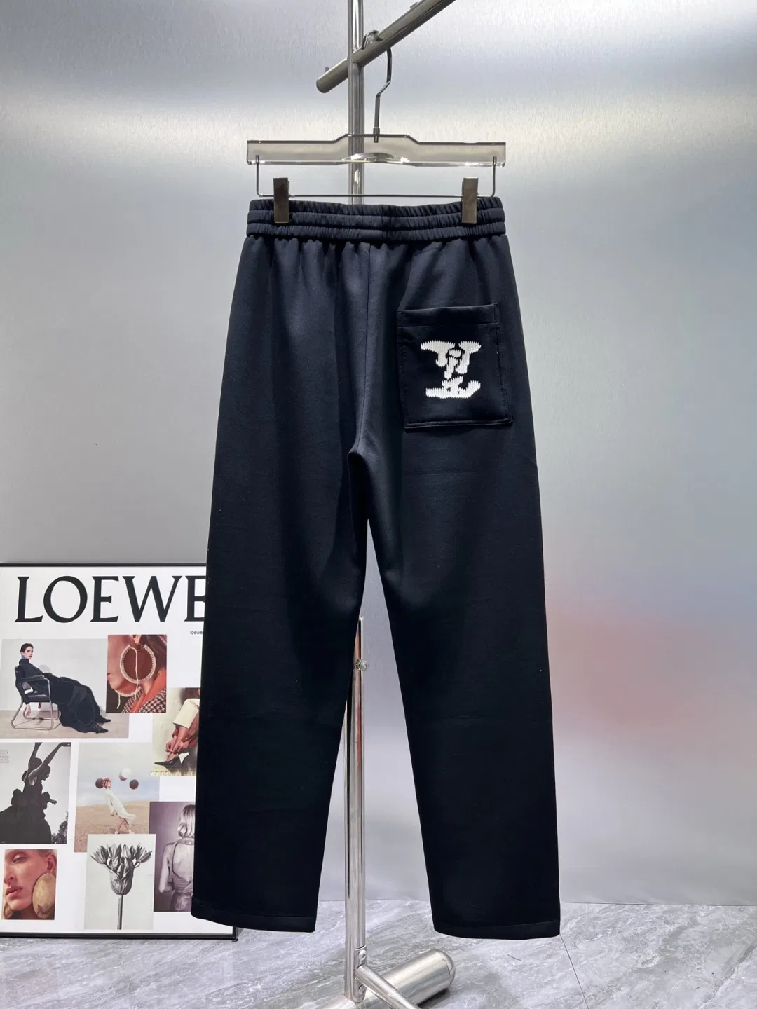 LV 27FW PXOPLTT 033 스웻팬츠