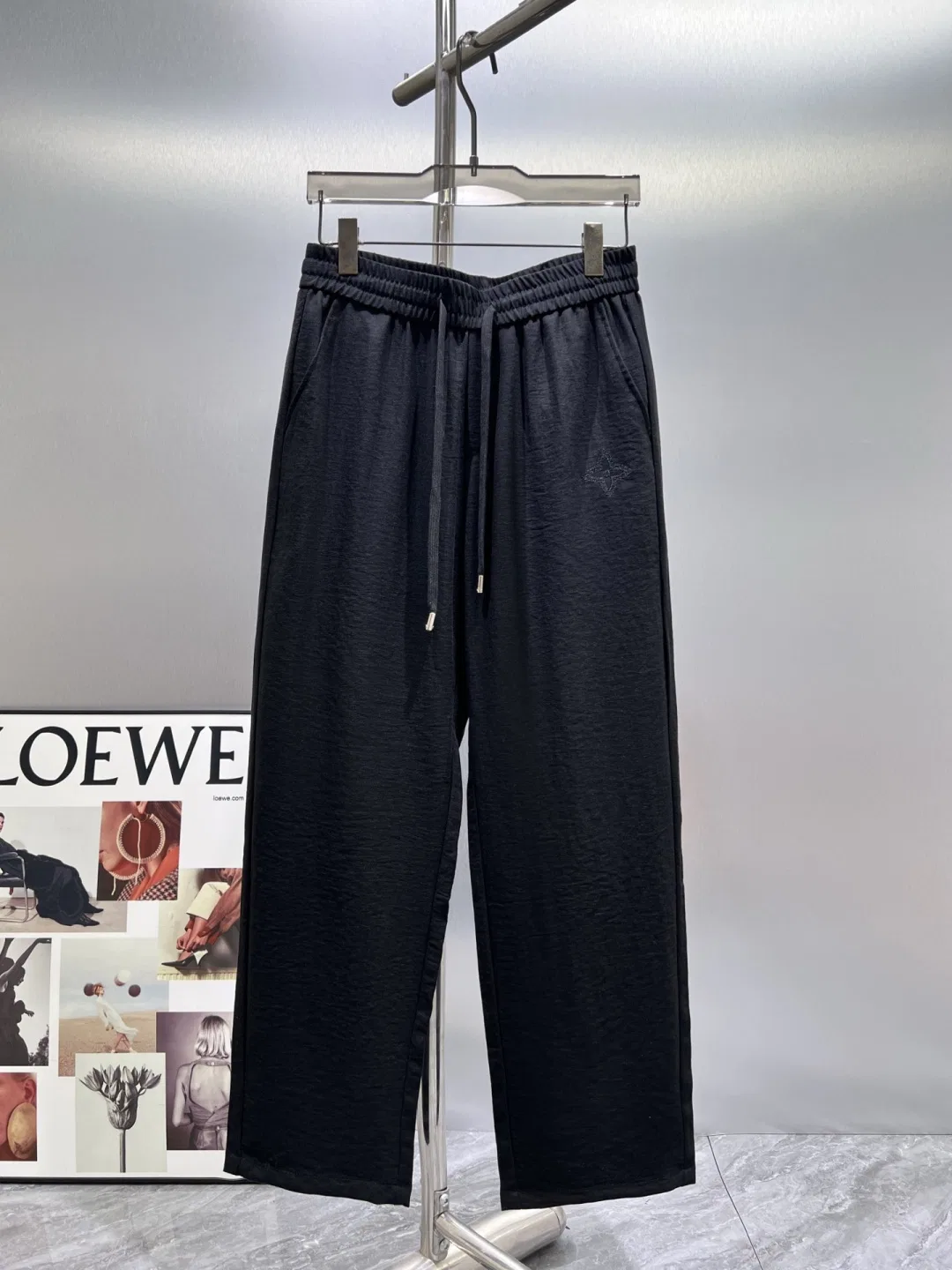 LV 27FW PXOPLTT 035 스웻팬츠