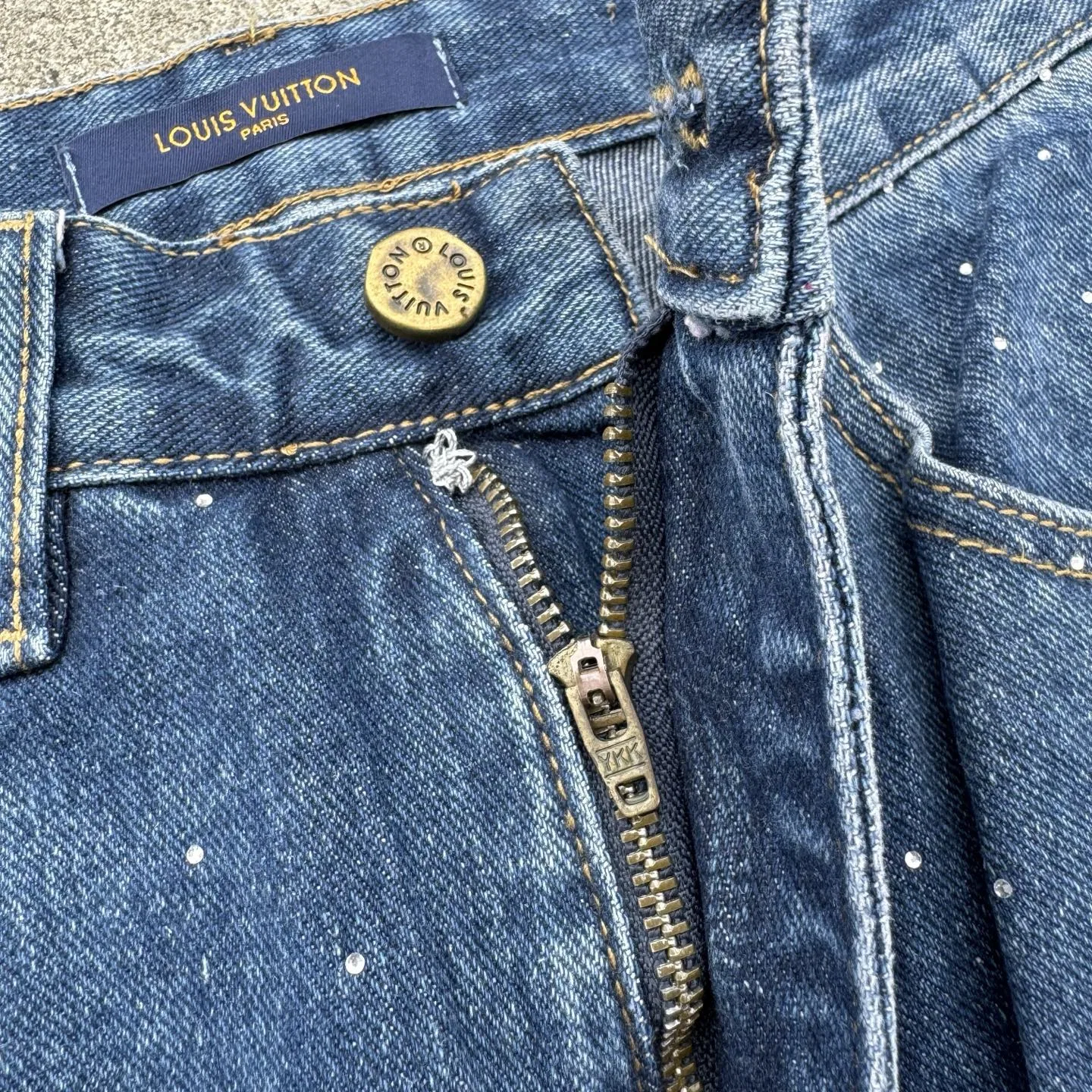 LV 27FW PXOPLTT 050 데님팬츠 5