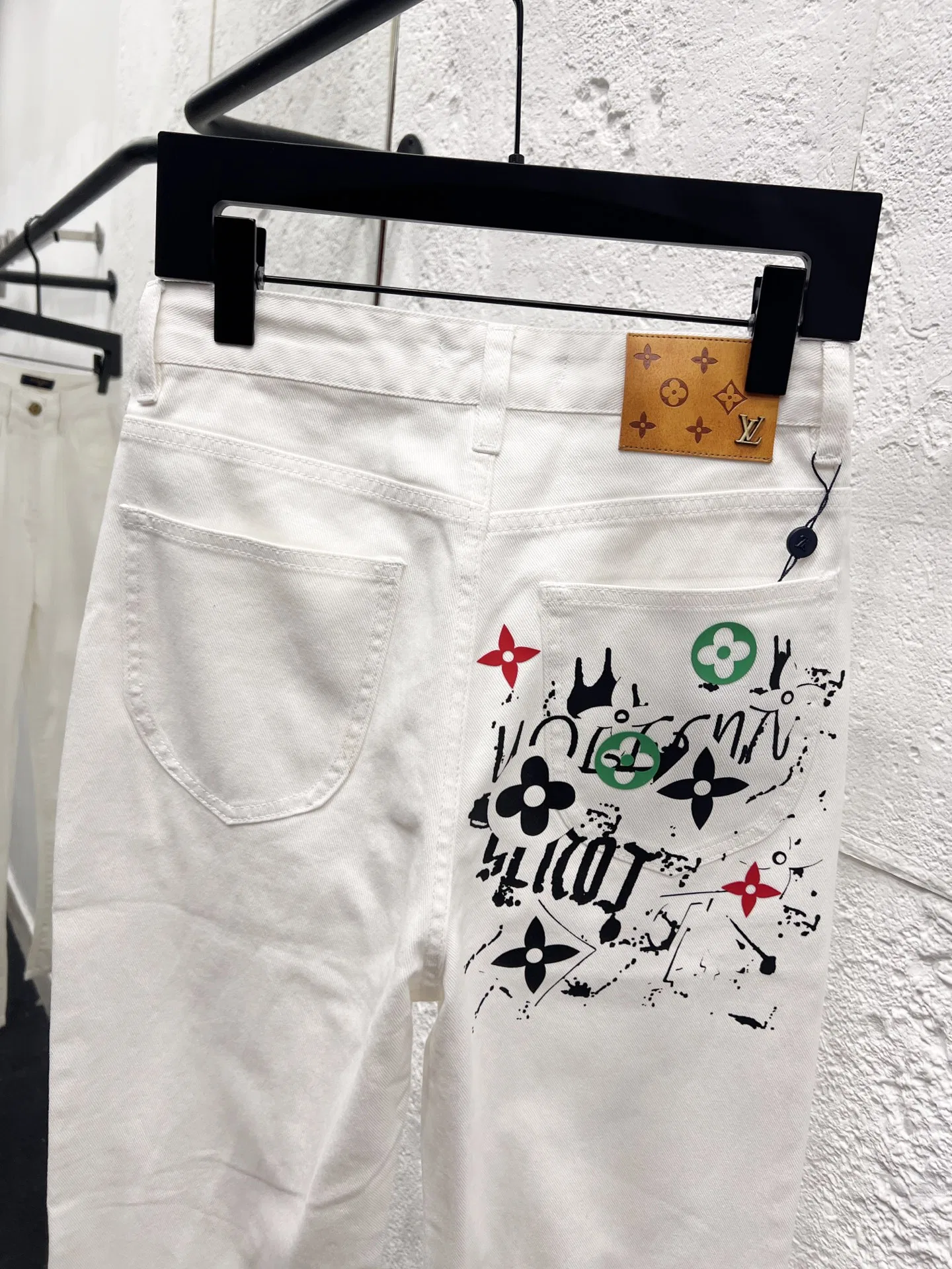 LV 27FW PXOPLTT 067 데님팬츠 6