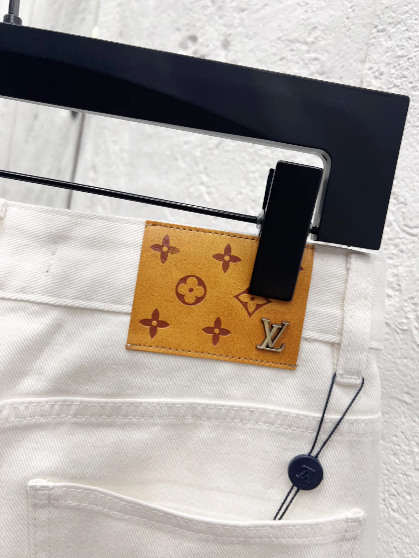 LV 27FW PXOPLTT 068 데님팬츠 6