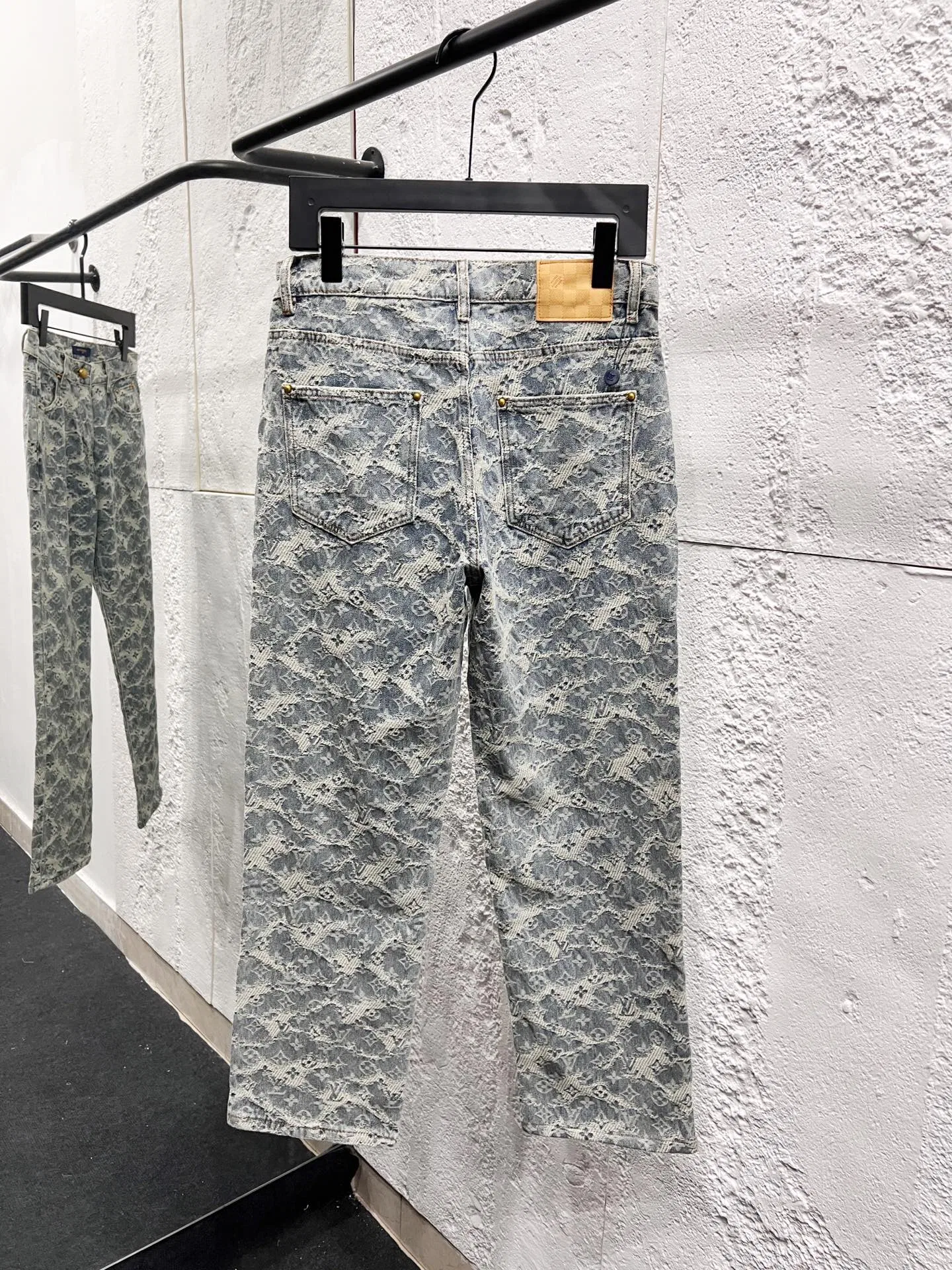LV 27FW PXOPLTT 069 데님팬츠 3