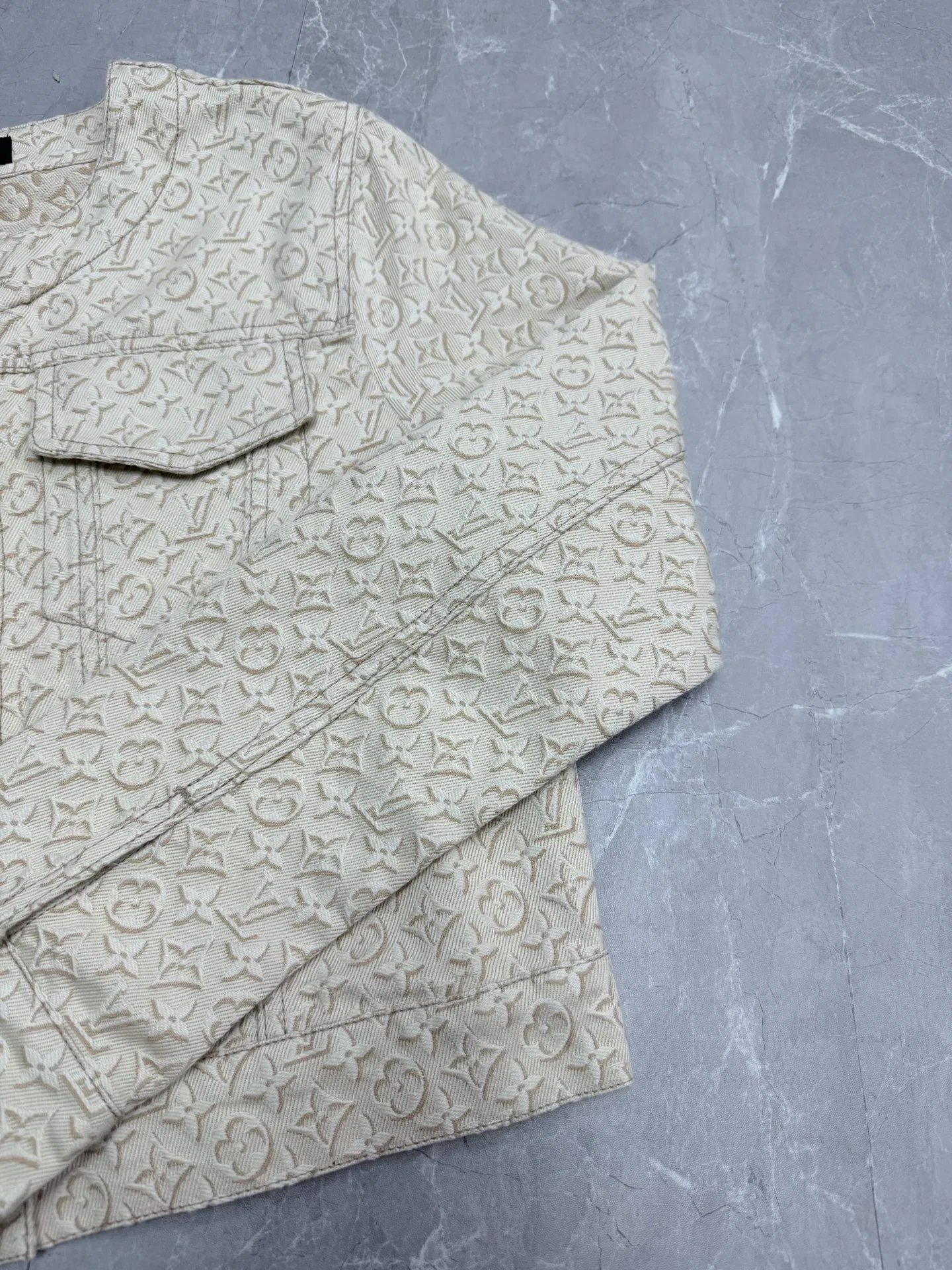LV 27FW QBTUMXL 003 자켓 5