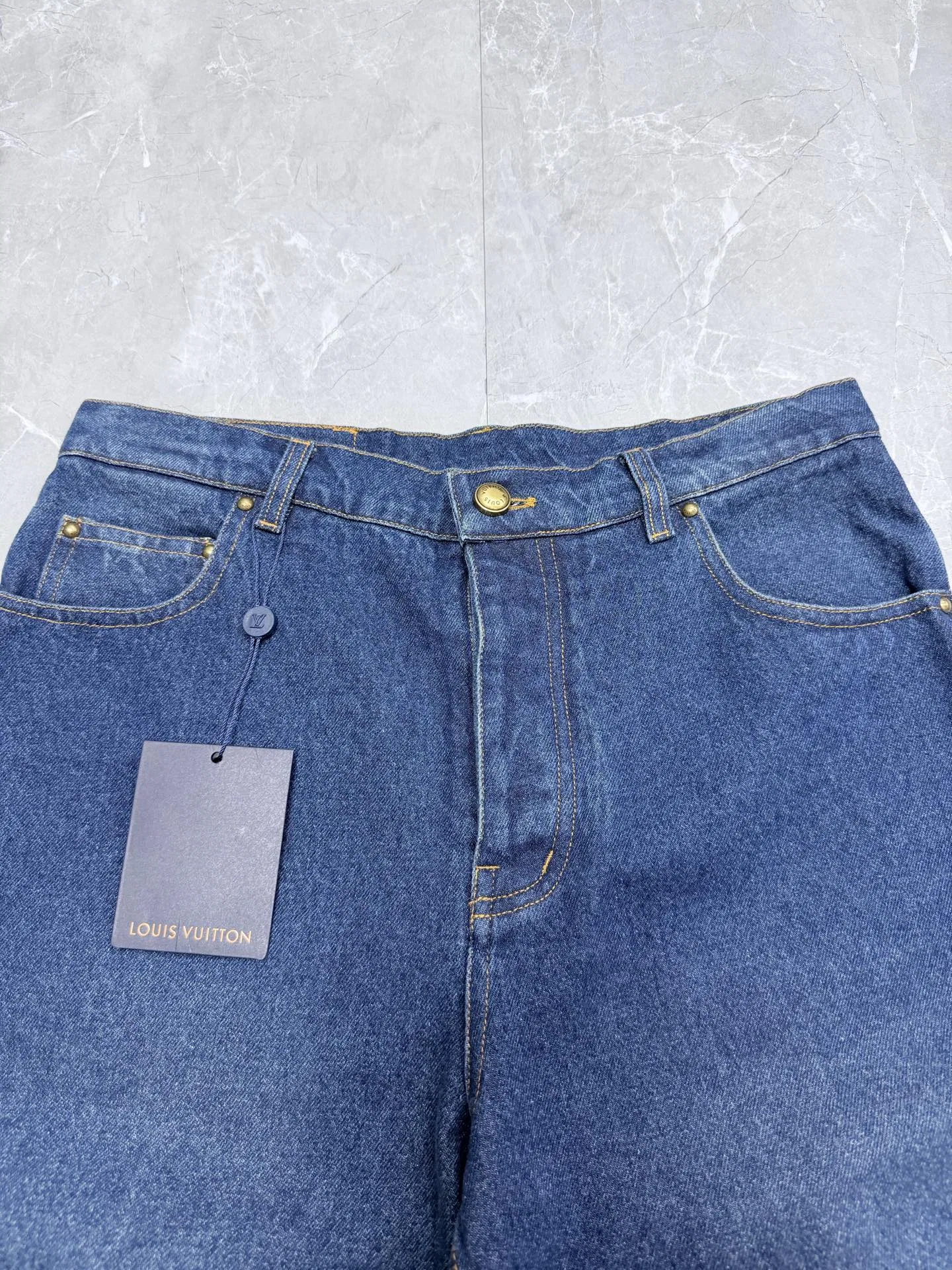 LV 27FW QBTUMXL 004 자켓 3