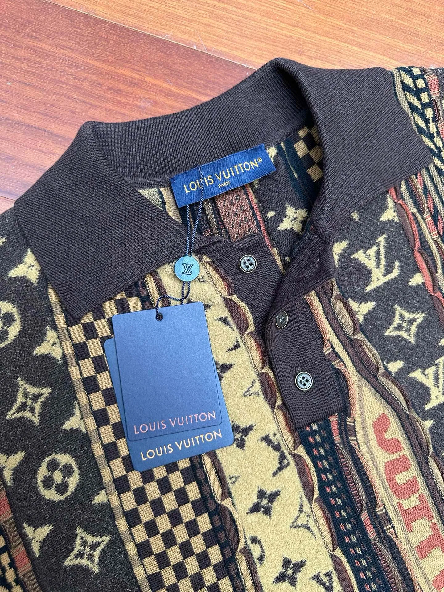LV 27FW QBTUMXL 022 폴로반팔티셔츠 6