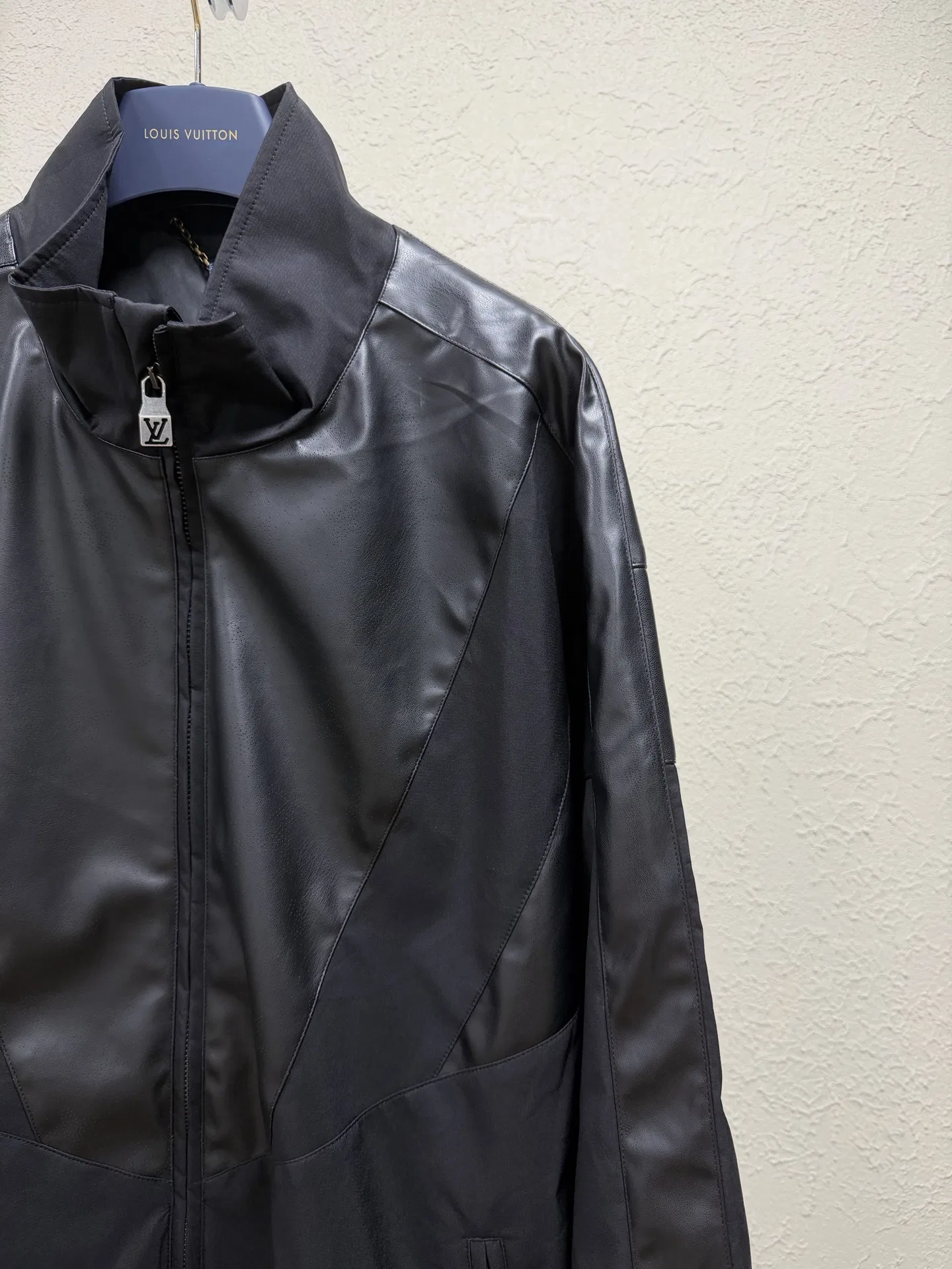 LV 27FW QBTUMXL 024 자켓 3