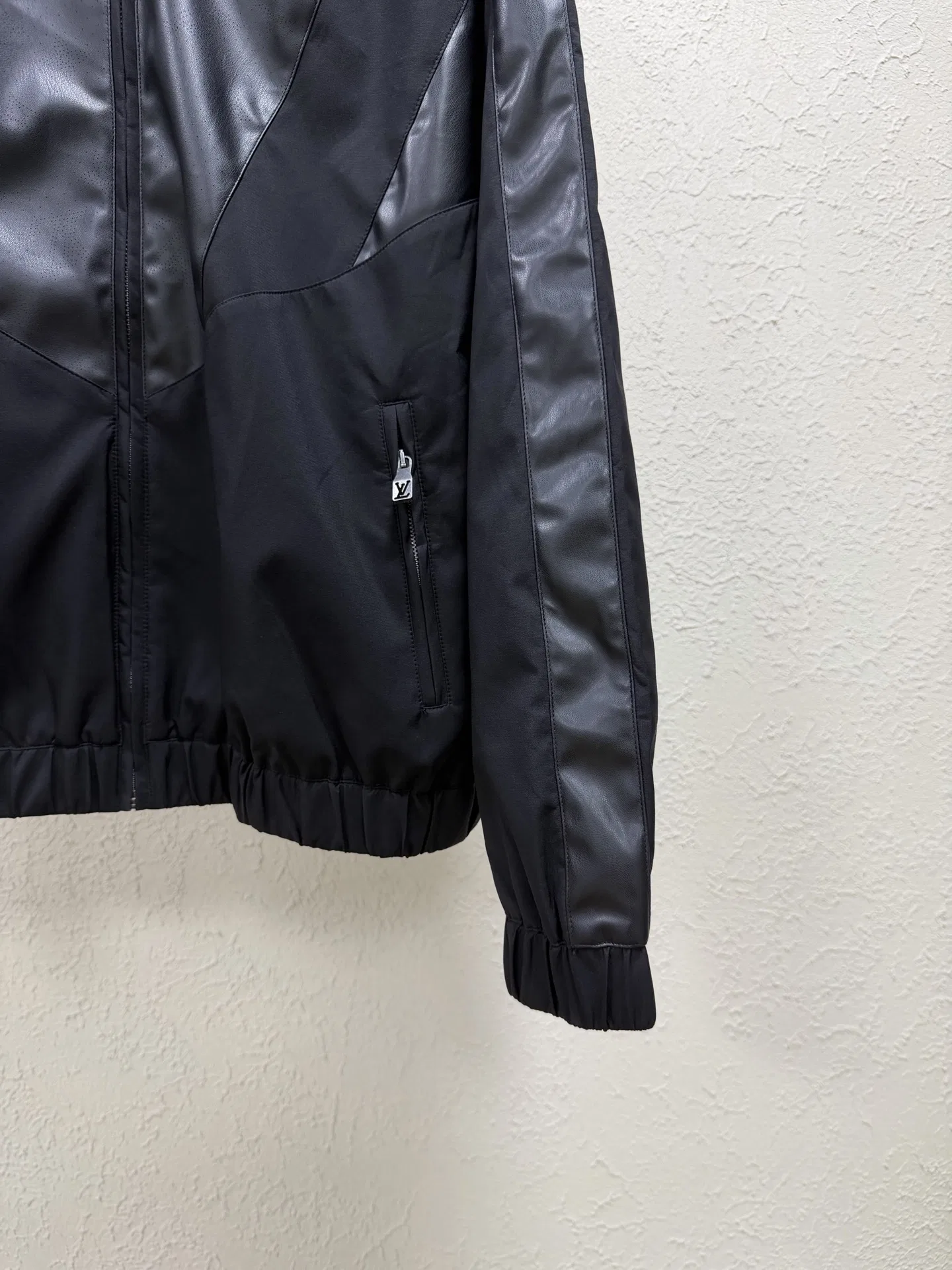 LV 27FW QBTUMXL 024 자켓 5