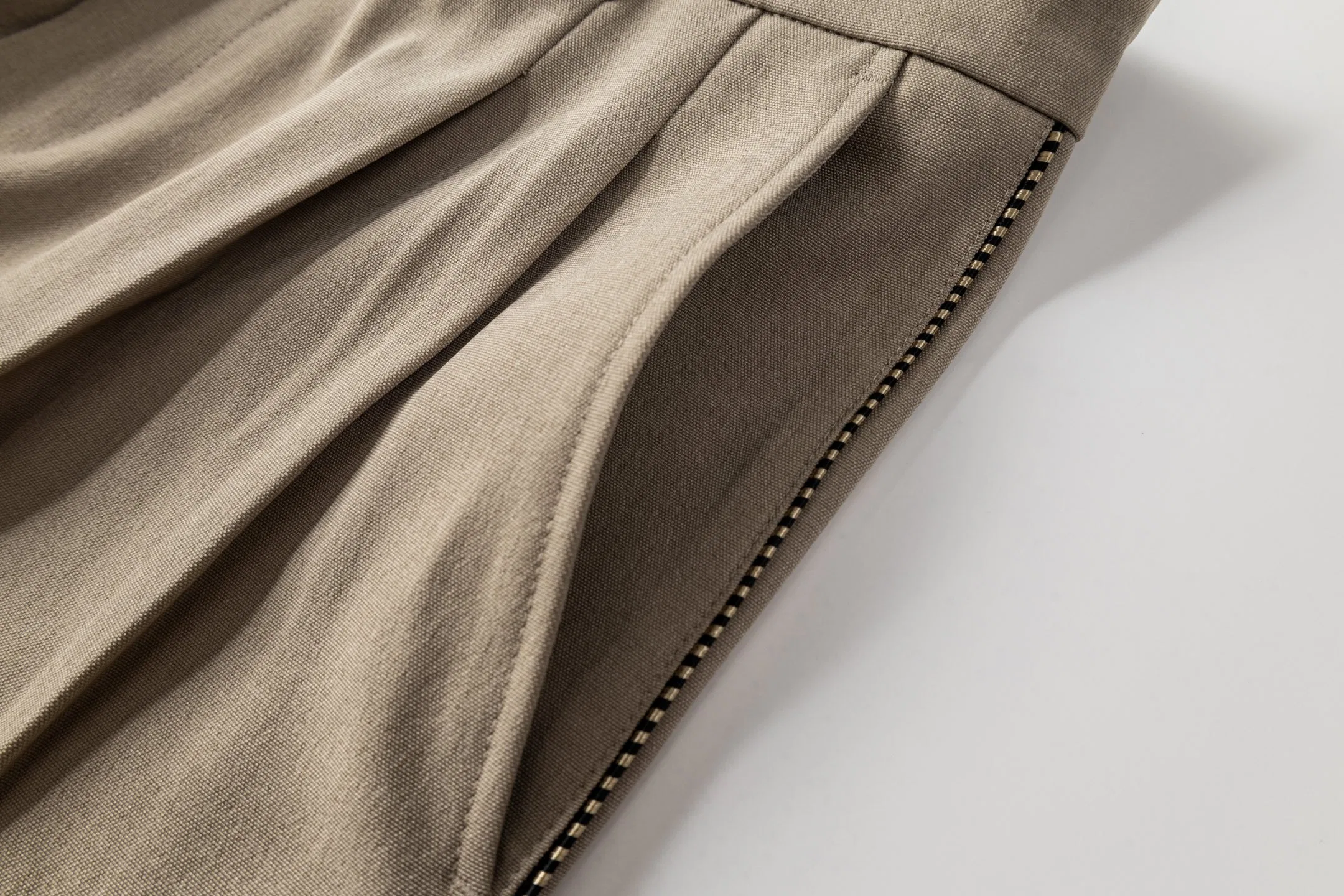 LV 27FW QCYEEAU 024 슬랙스 6