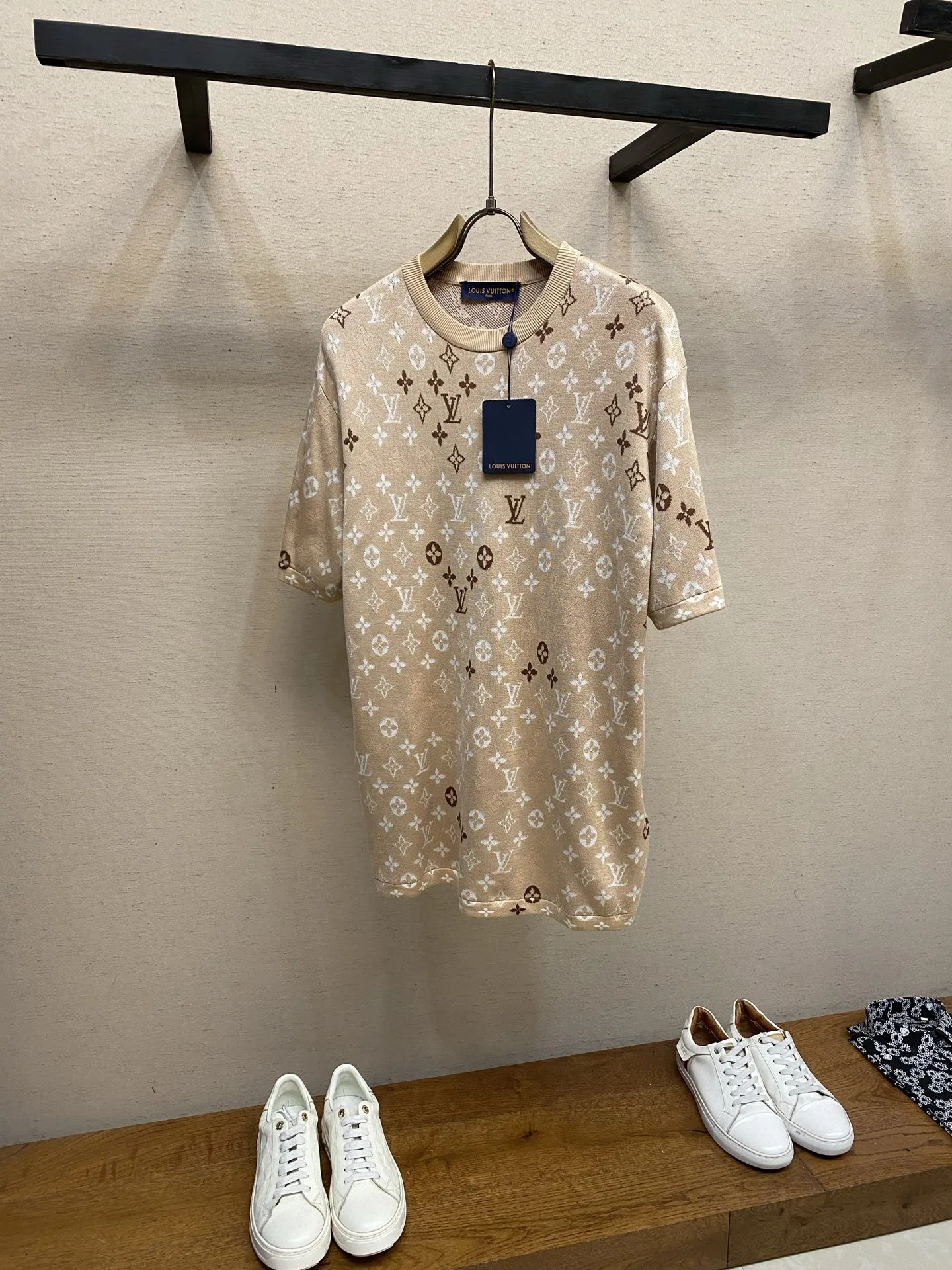 LV 27FW QVUSQNN 051 반팔티셔츠