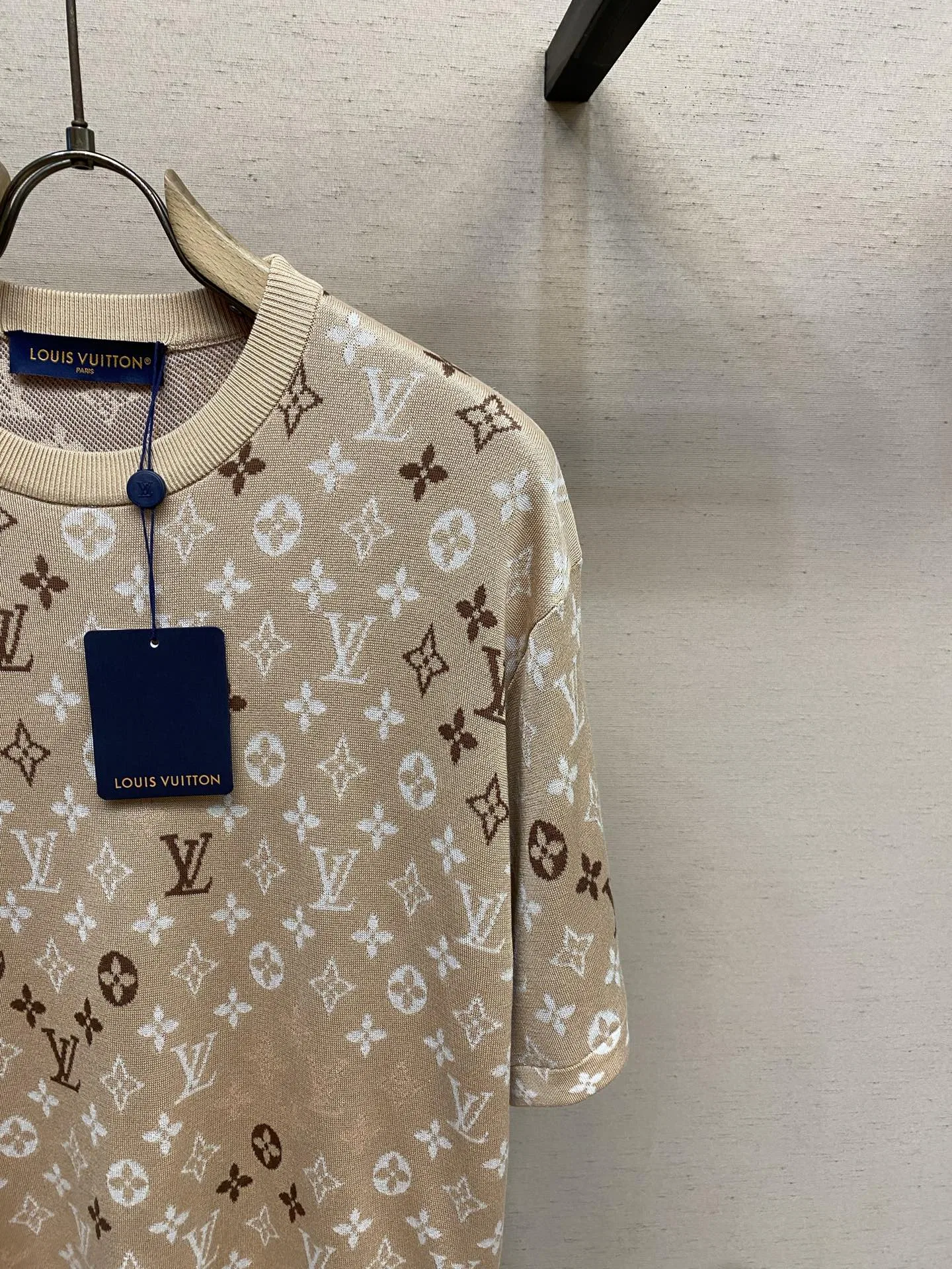 LV 27FW QVUSQNN 051 반팔티셔츠 3