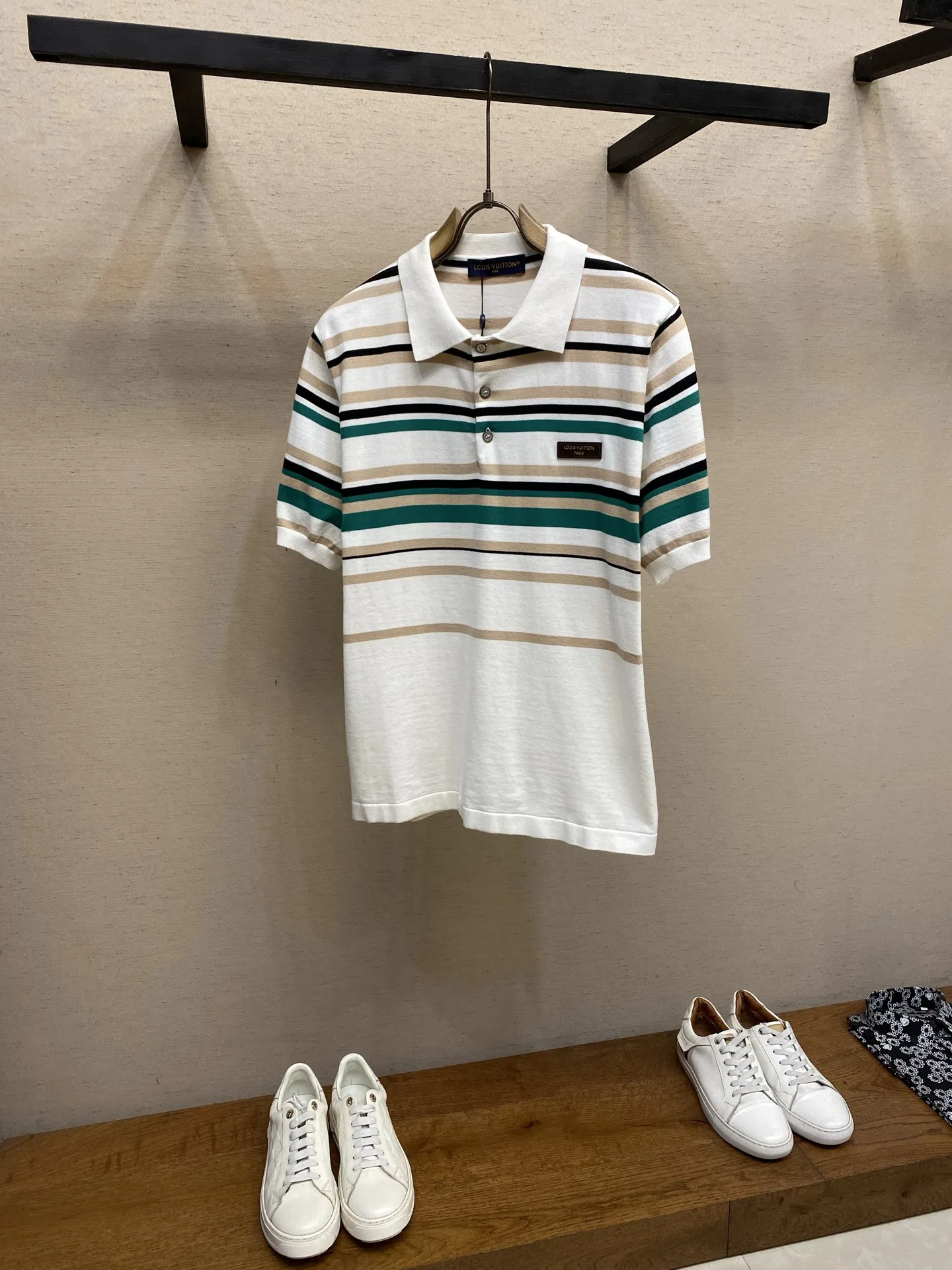 LV 27FW QVUSQNN 053 폴로반팔티셔츠