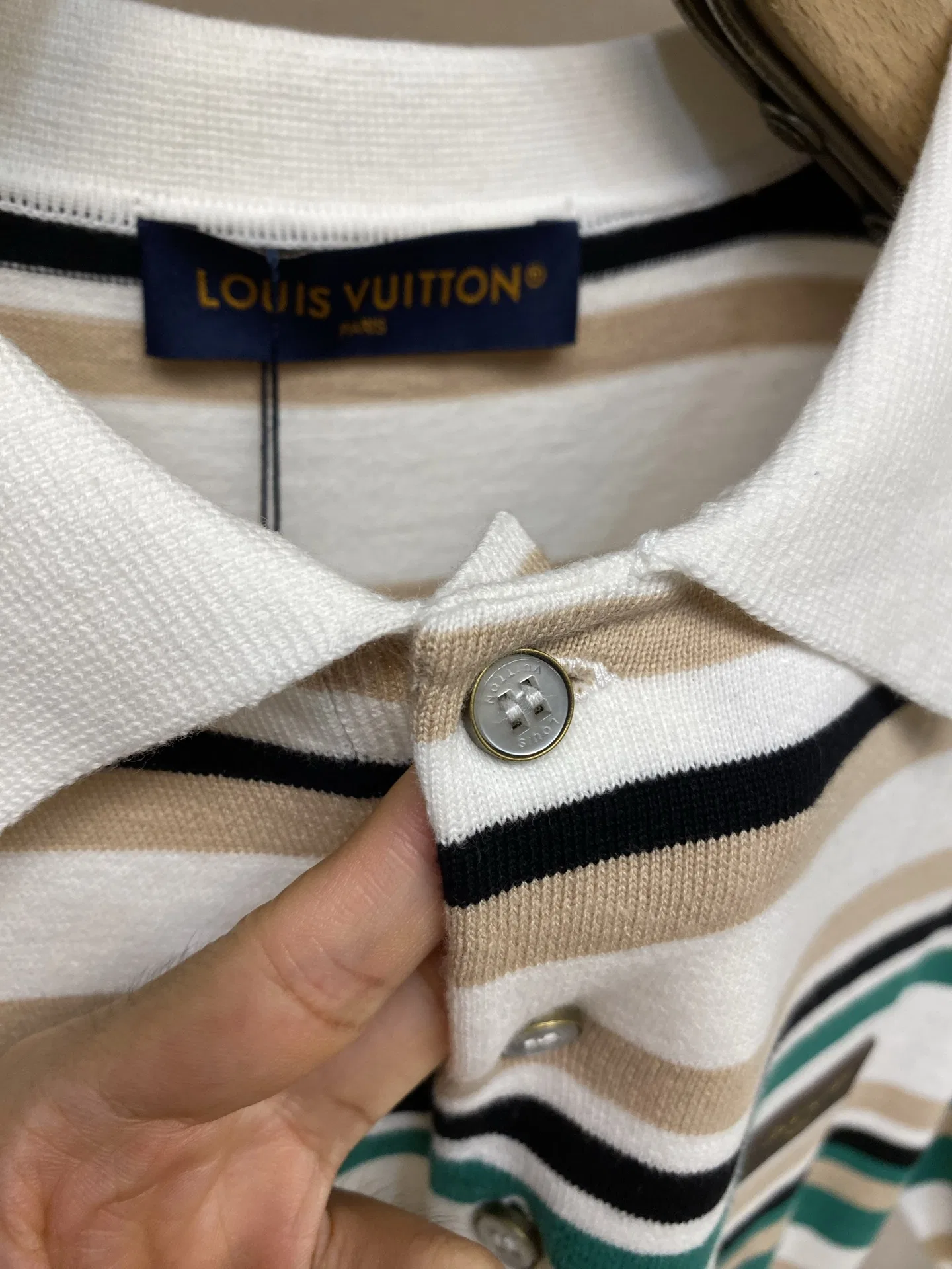 LV 27FW QVUSQNN 053 폴로반팔티셔츠 6