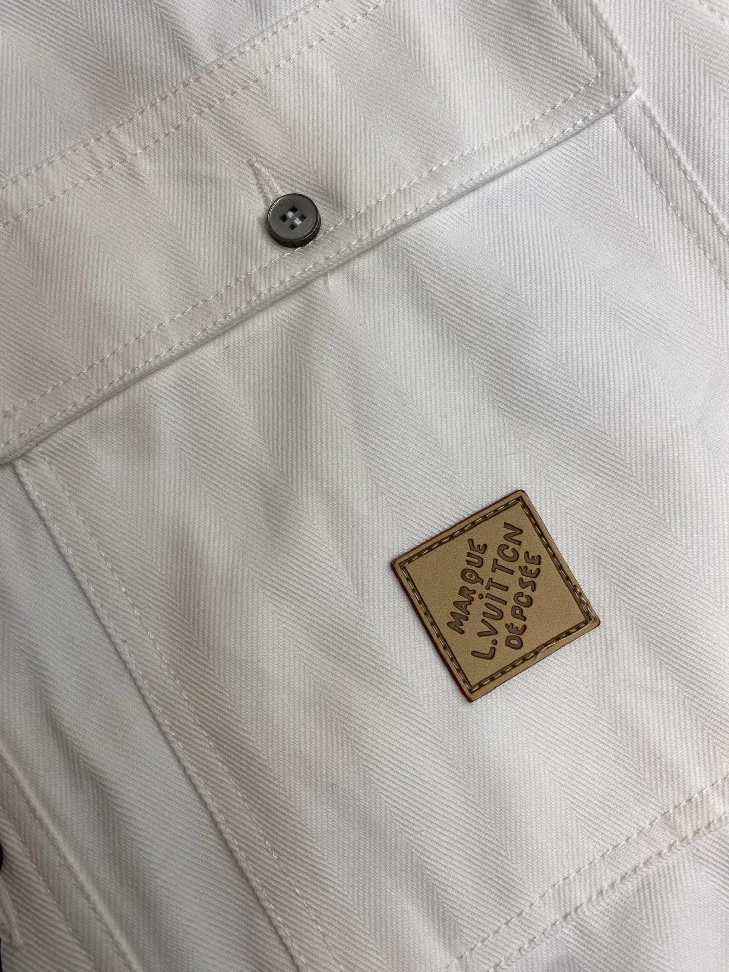 LV 27FW QVUSQNN 071 자켓 5