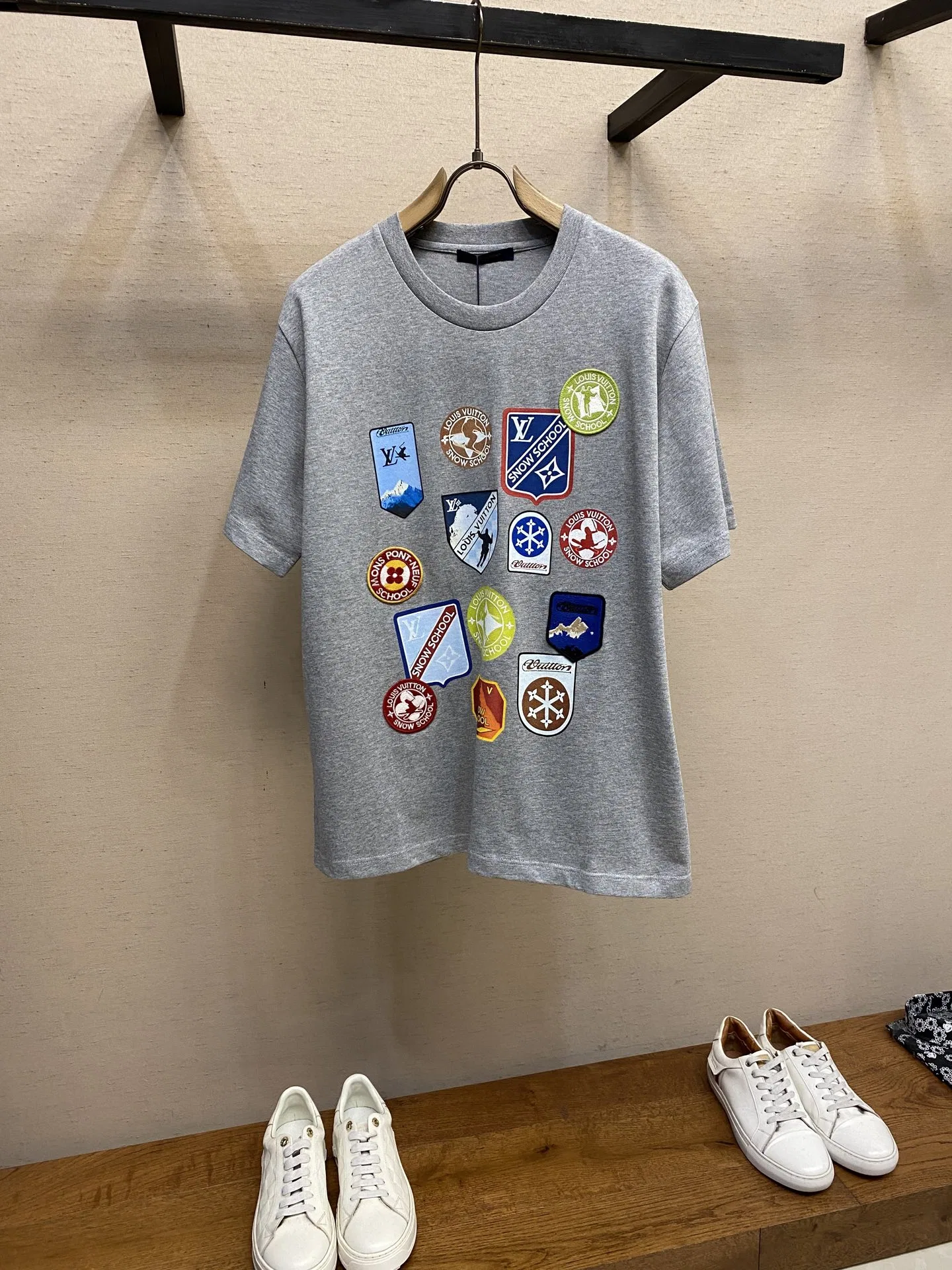 LV 27FW QVUSQNN 088 반팔티셔츠