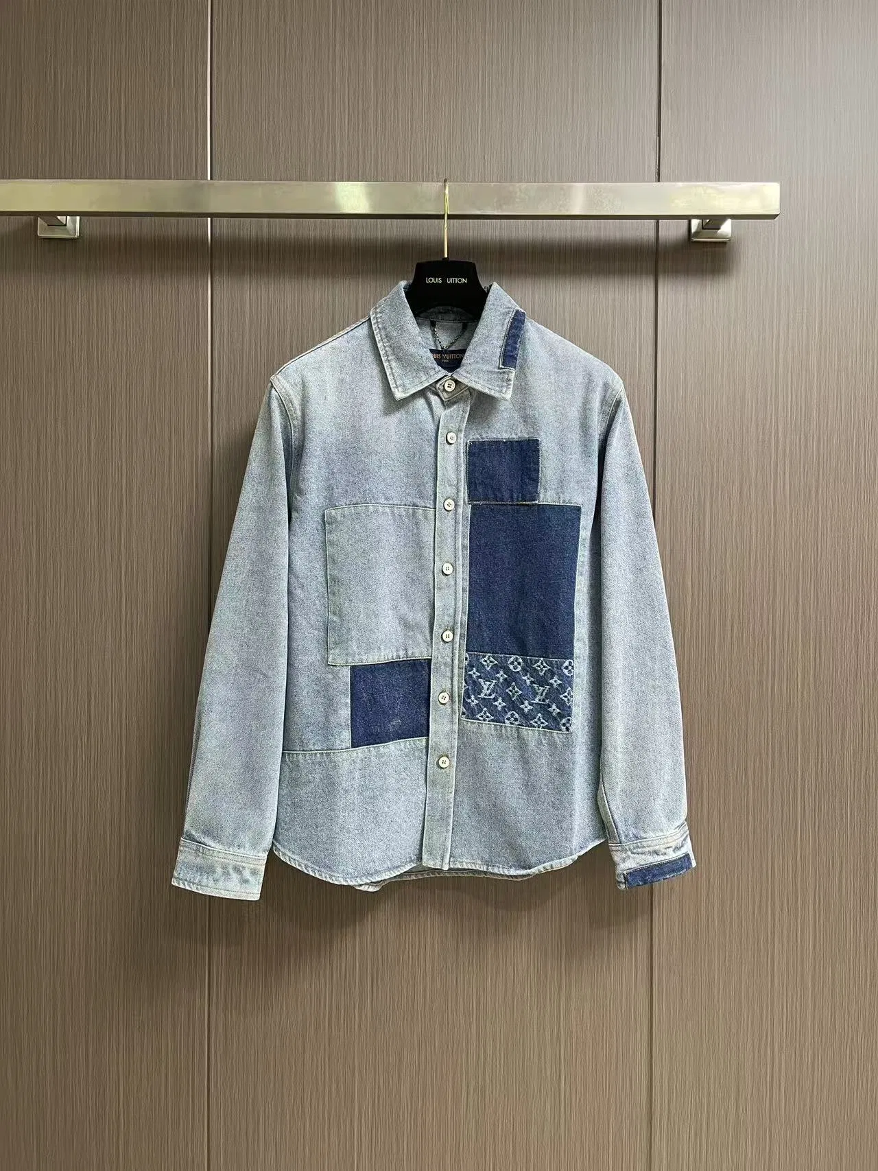 LV 27FW QVUSQNN 096 데님셔츠