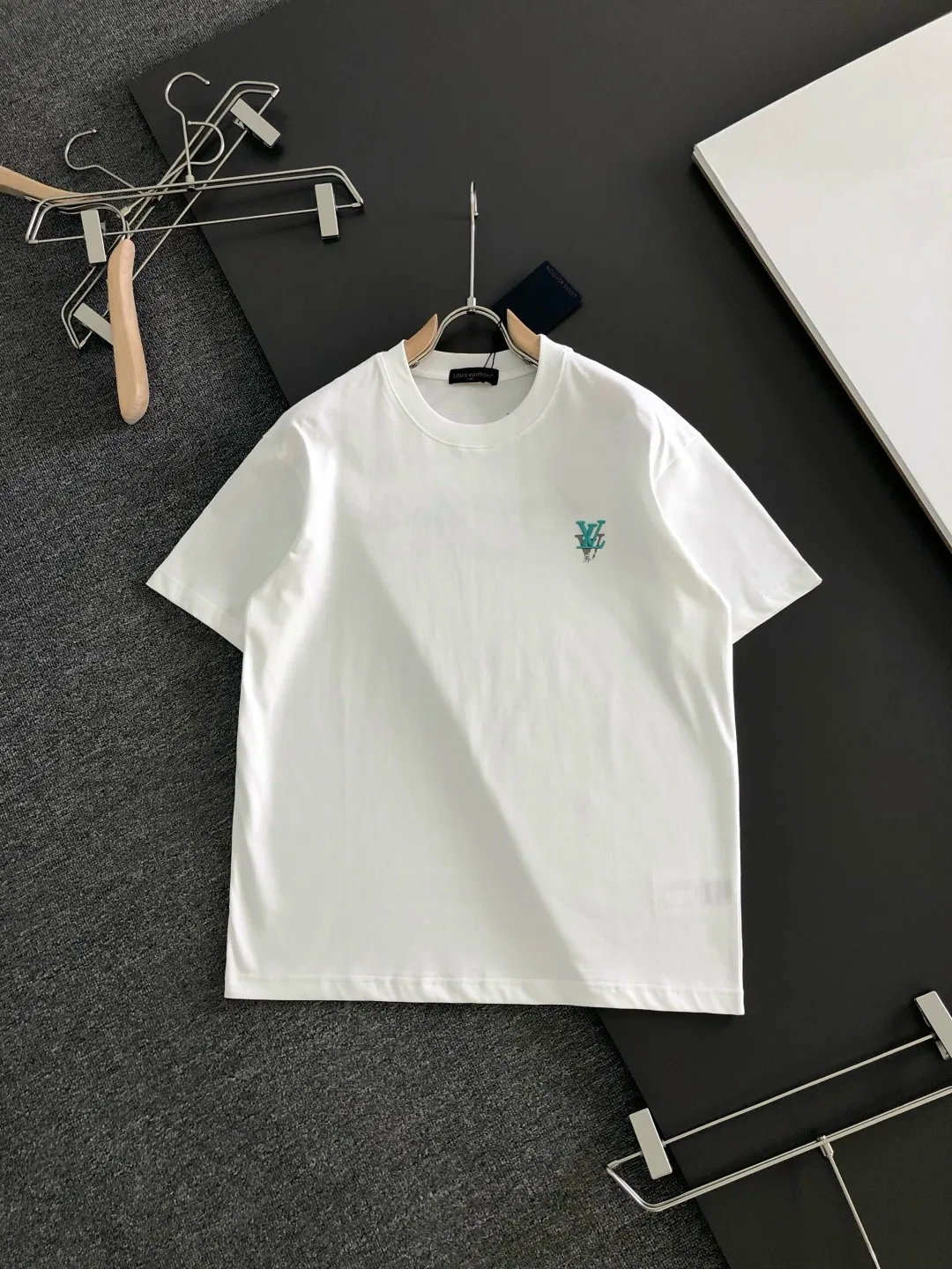 LV 27FW QVUSQNN 101 반팔티셔츠