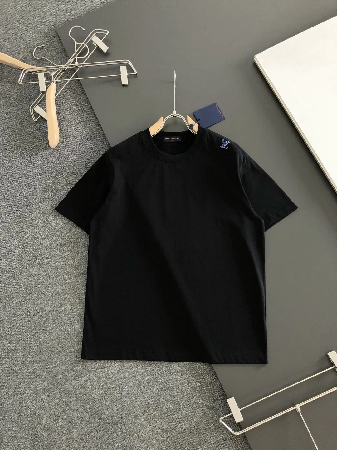 LV 27FW QVUSQNN 102 반팔티셔츠