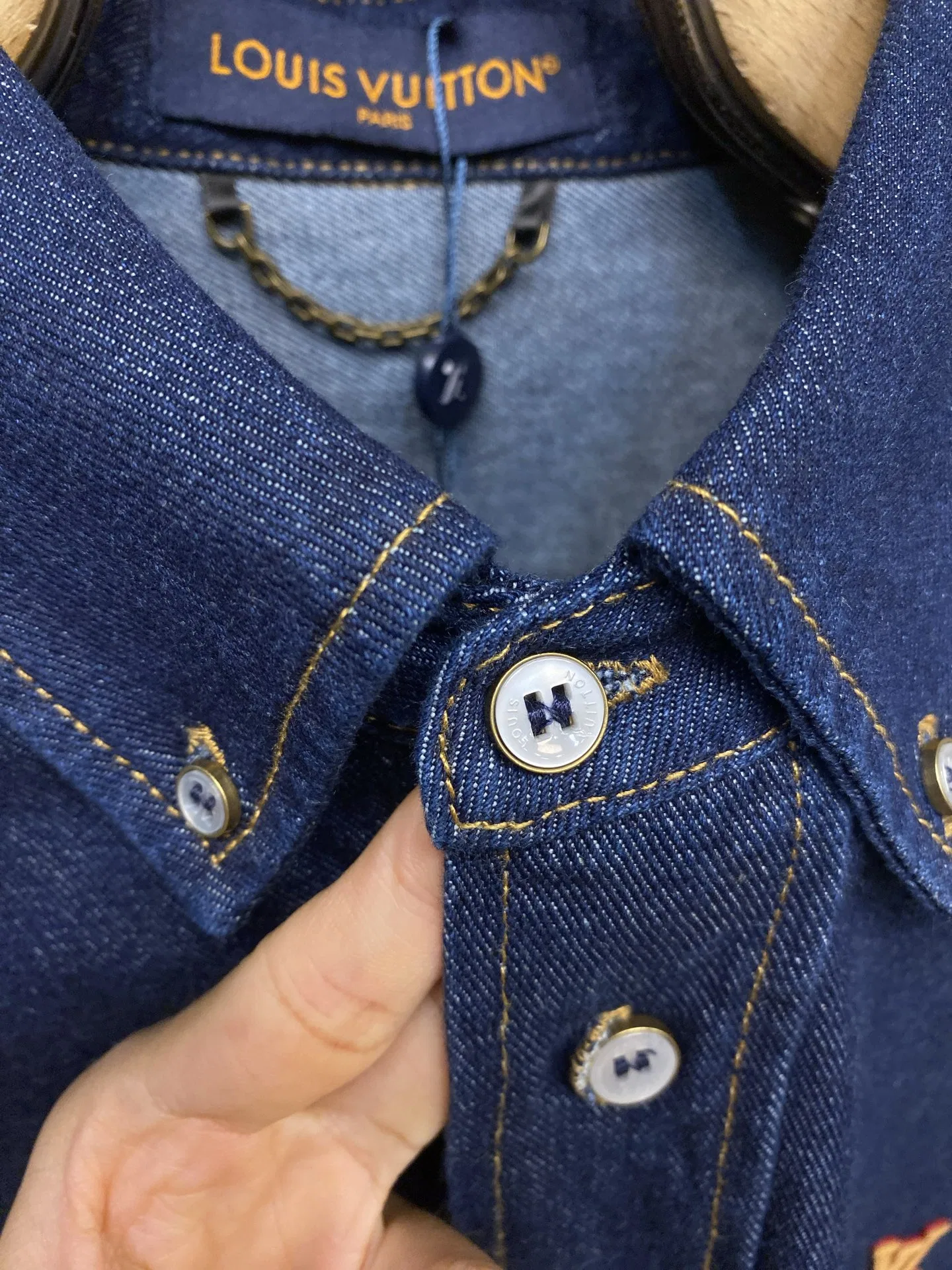 LV 27FW QVUSQNN 130 데님셔츠 6
