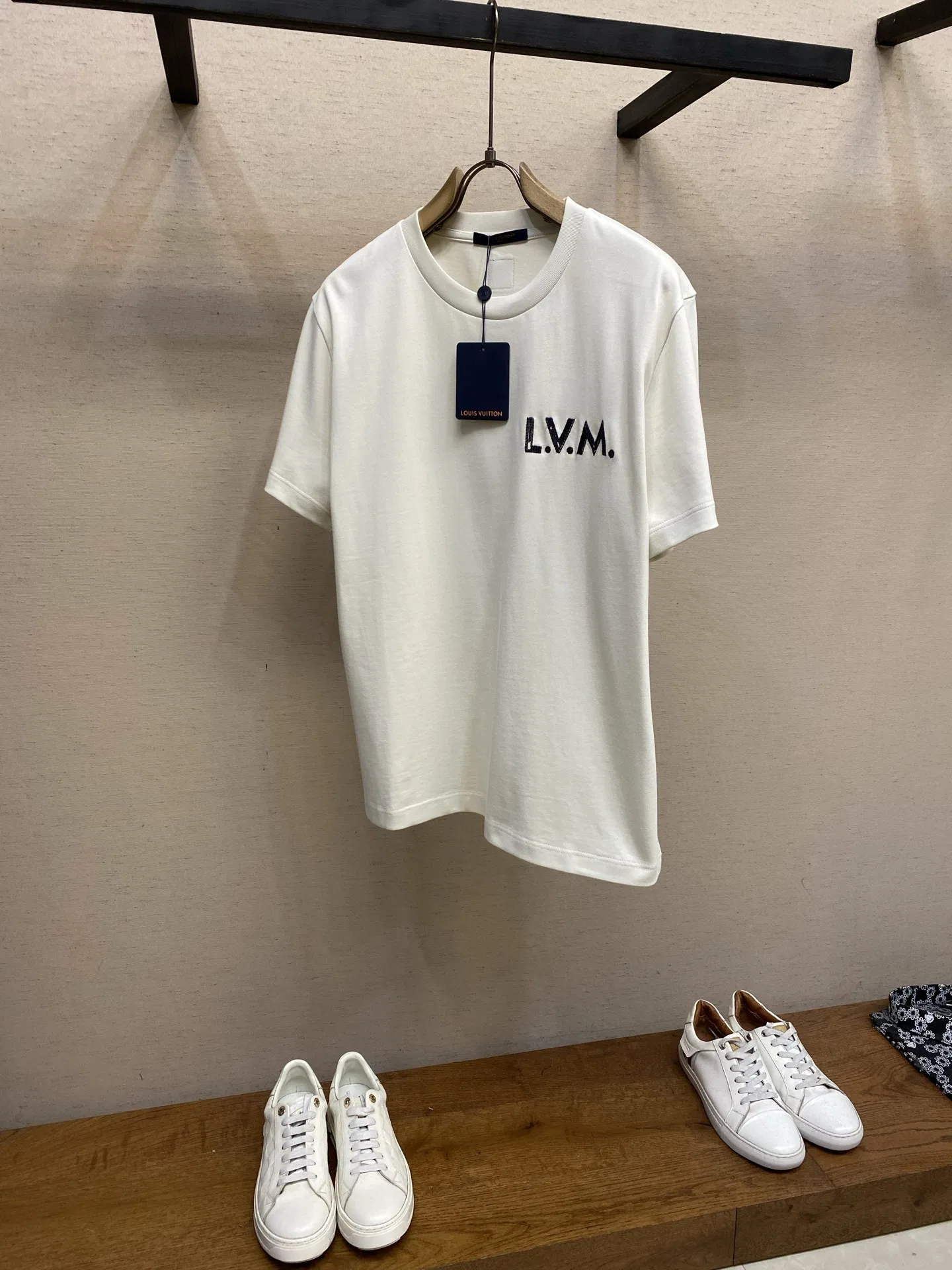 LV 27FW QVUSQNN 136 반팔티셔츠