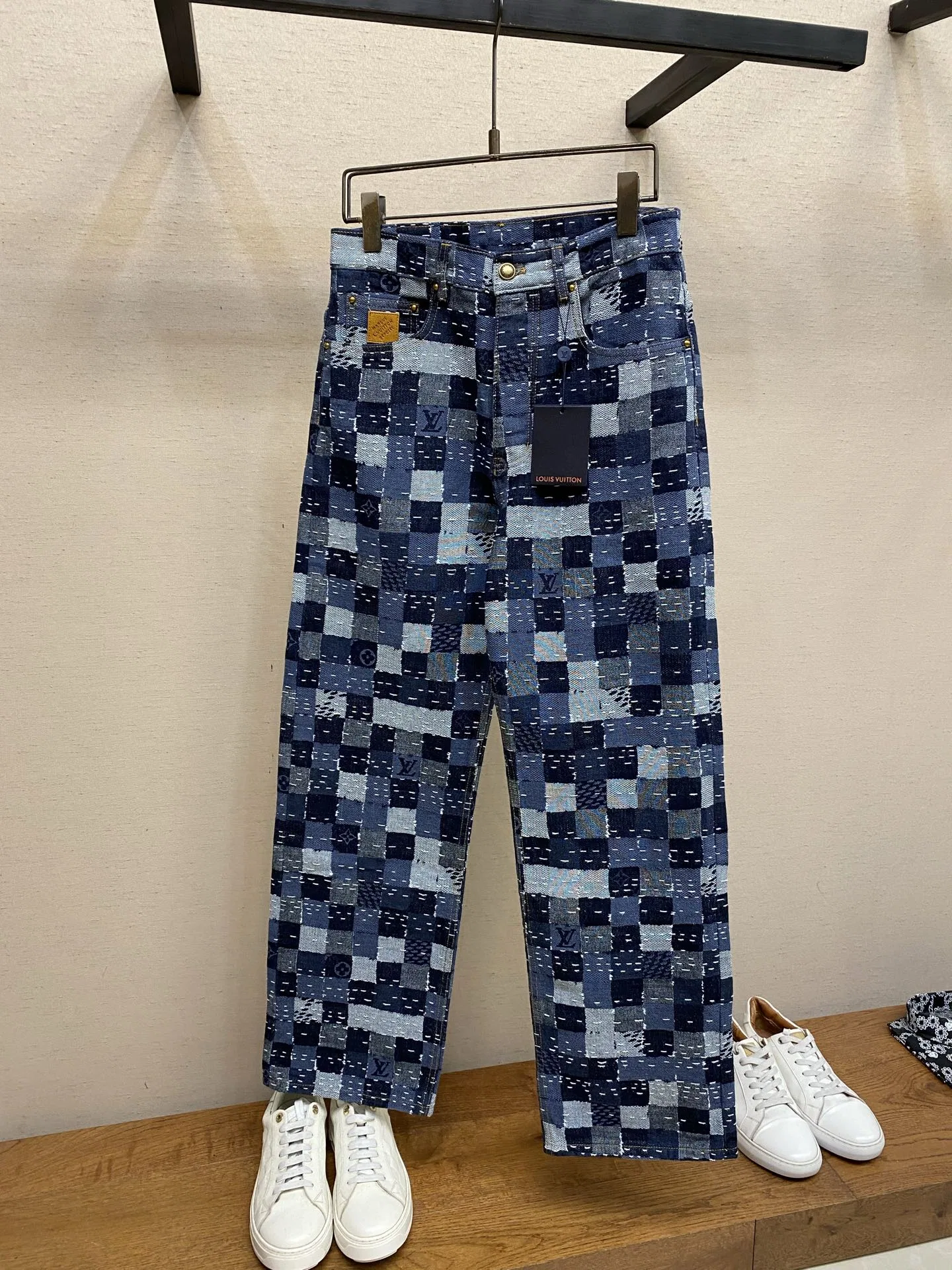 LV 27FW QVUSQNN 175 데님팬츠
