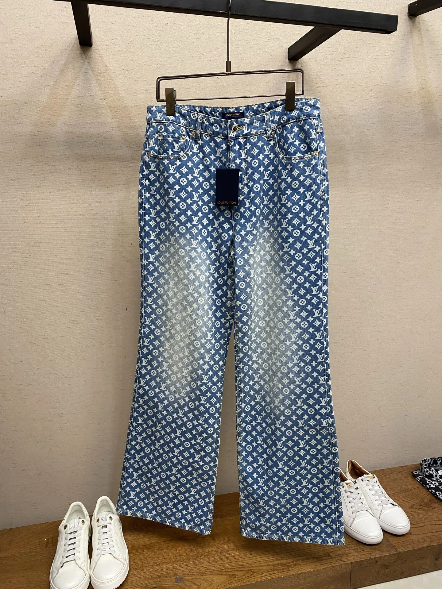 LV 27FW QVUSQNN 177 데님팬츠