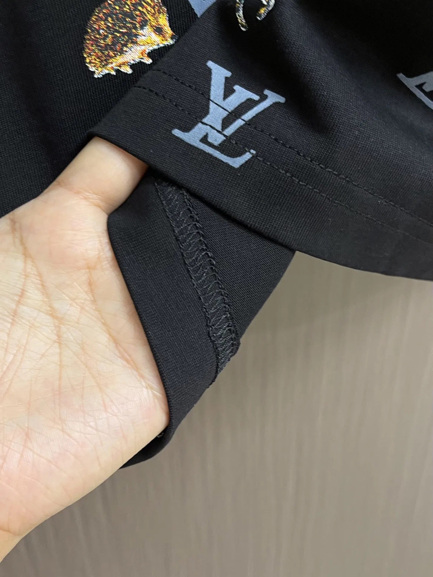 LV 27FW QVUSQNN 201 반팔티셔츠 6