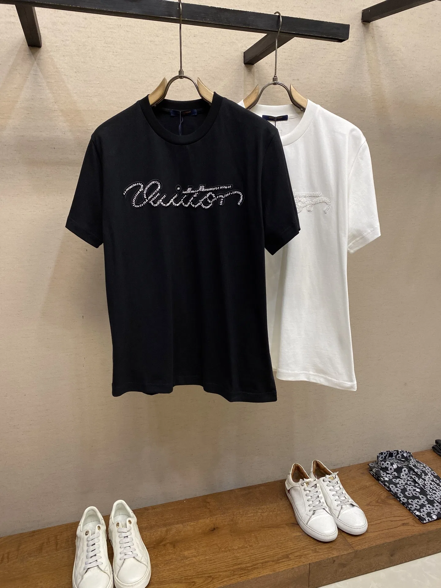 LV 27FW QVUSQNN 205 반팔티셔츠 3