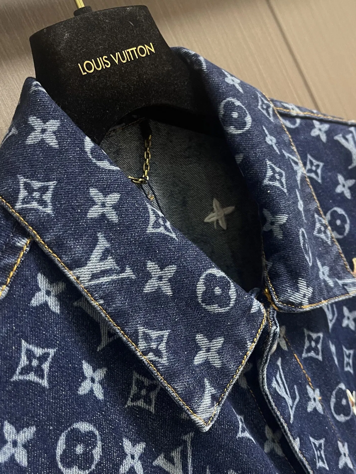 LV 27FW QVUSQNN 213 데님자켓 3
