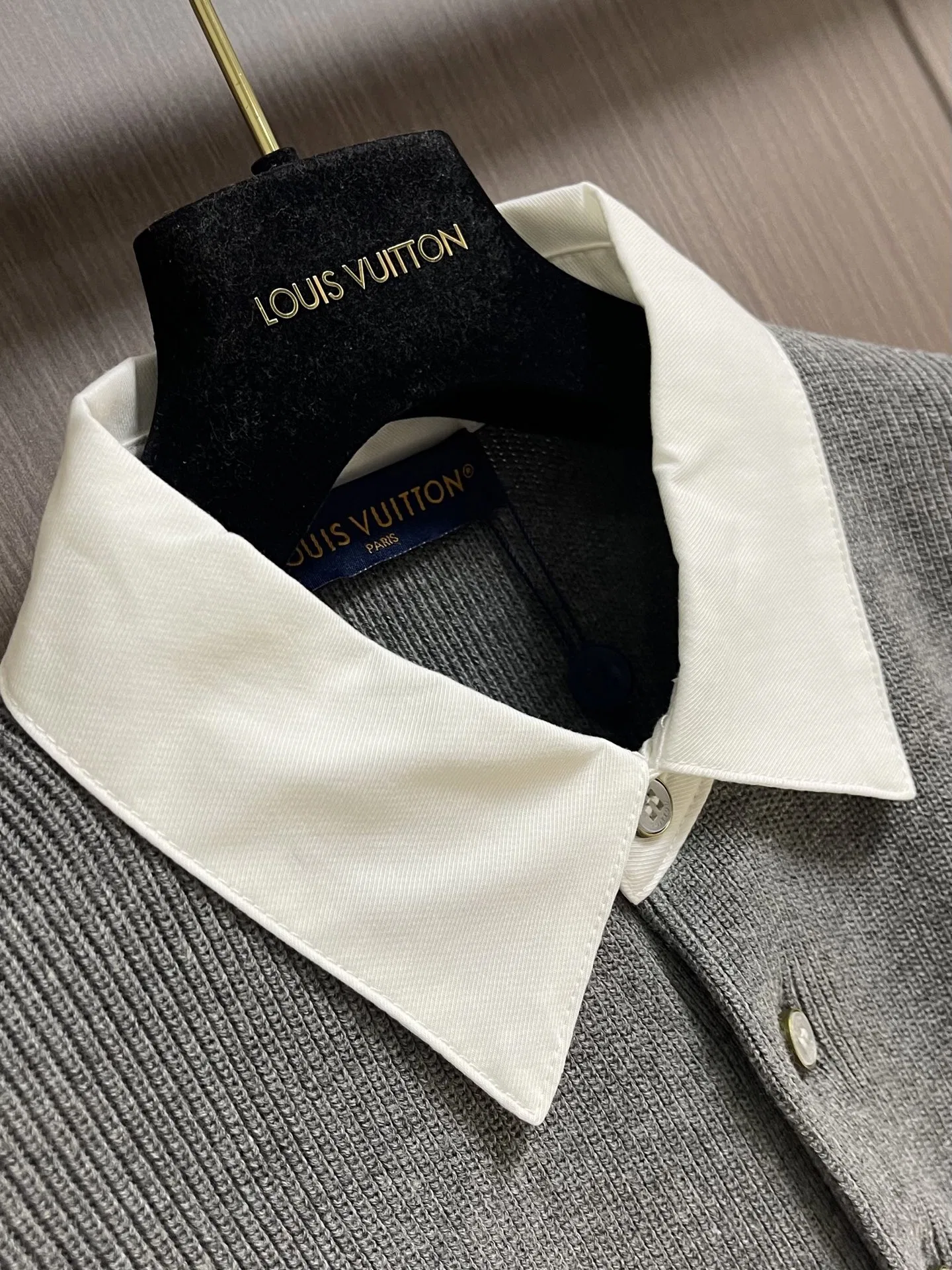 LV 27FW QVUSQNN 234 폴로긴팔티셔츠 3