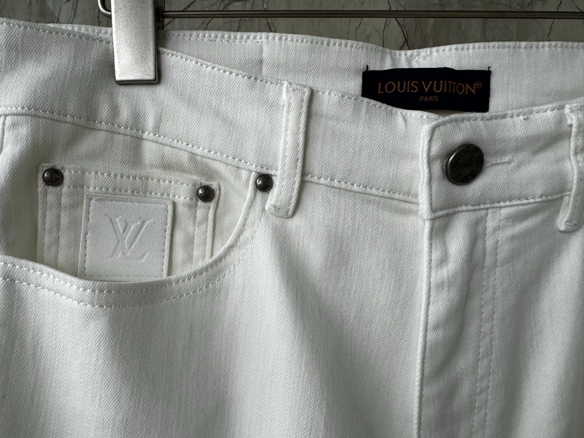 LV 27FW SOWVKYC 002 데님팬츠 5